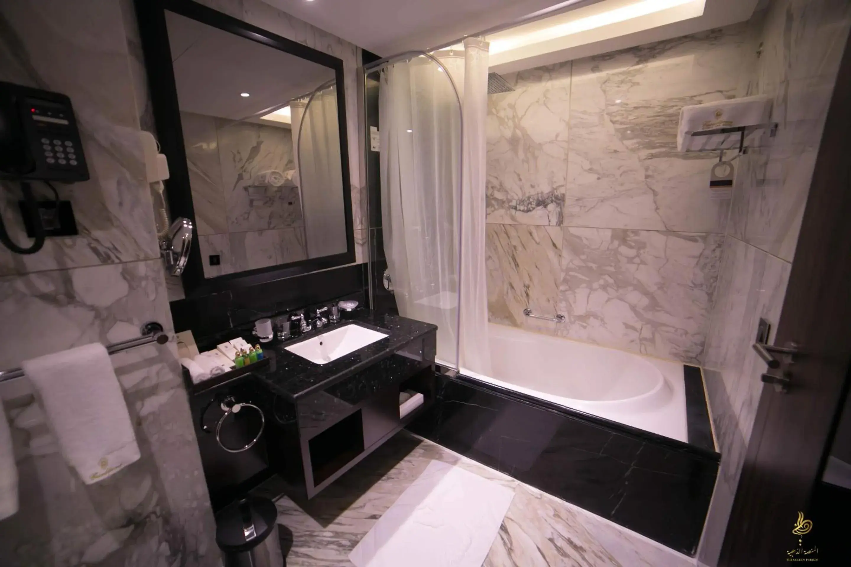 Bathroom in Casablanca Grand Hotel