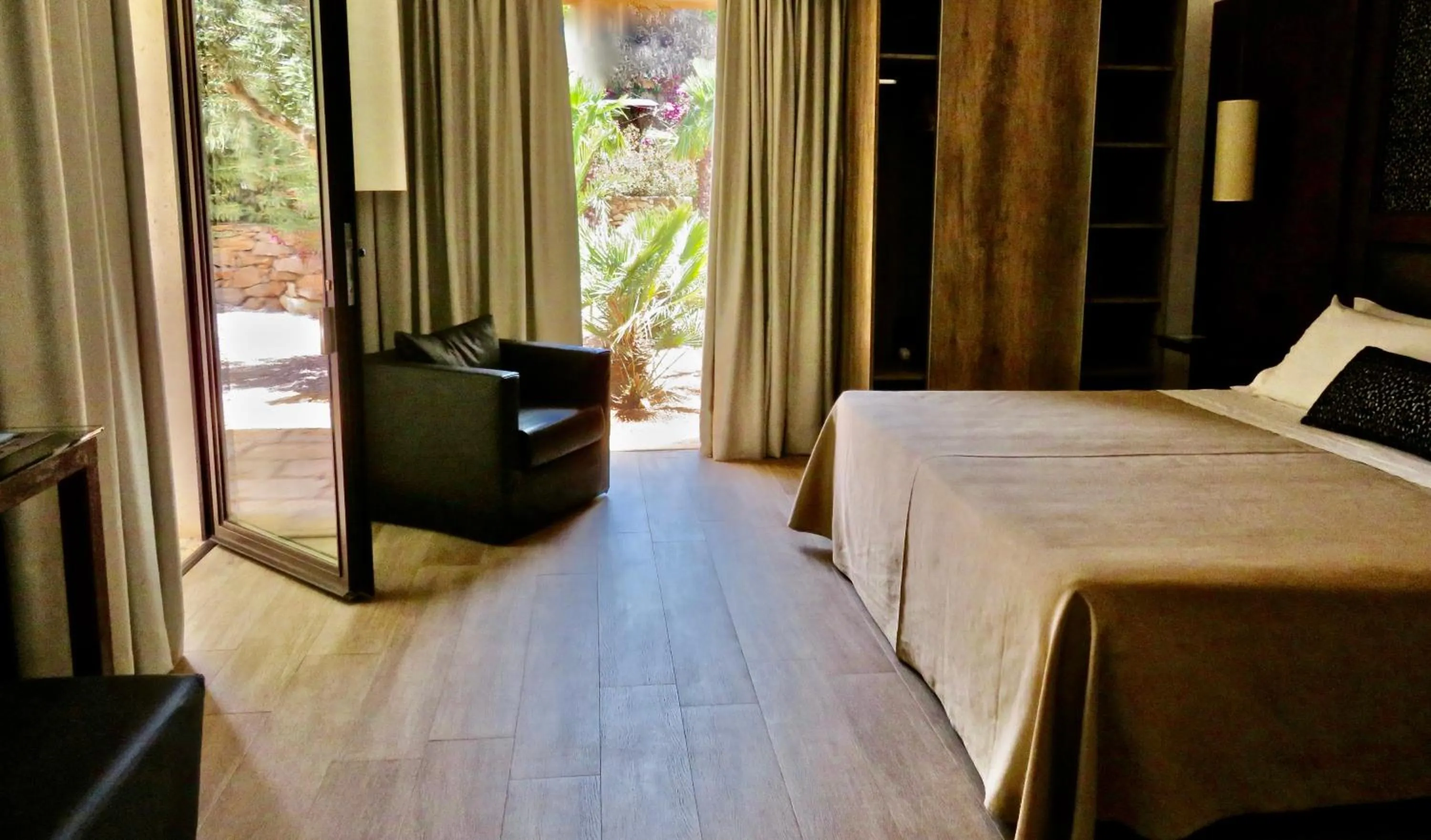 Garden, Bed in Baglio La Porta by Geocharme