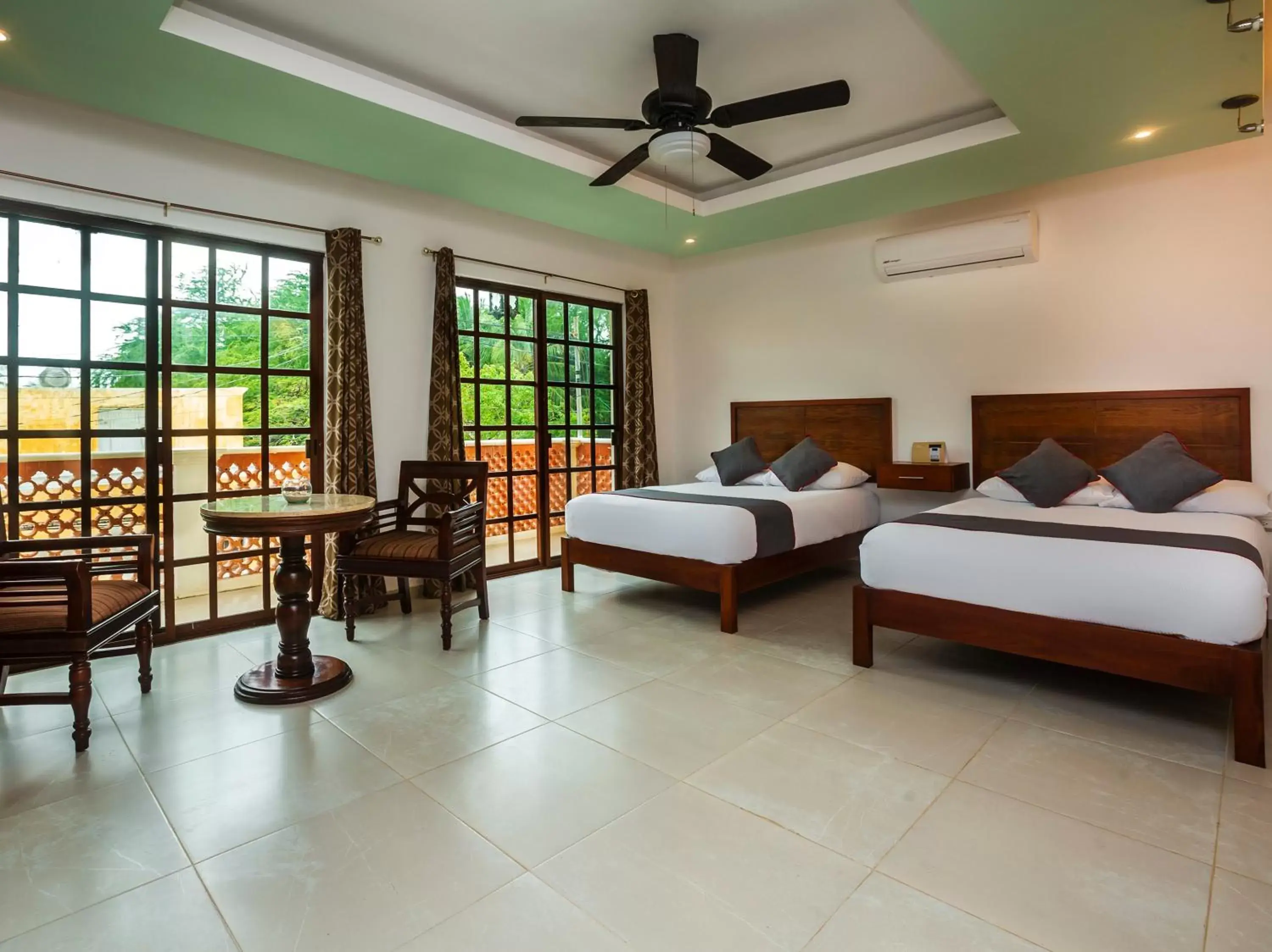 Comfort Suite in Hotel Beach Don Gonzalo Comfort Suite in Hotel Beach Don Gonzalo