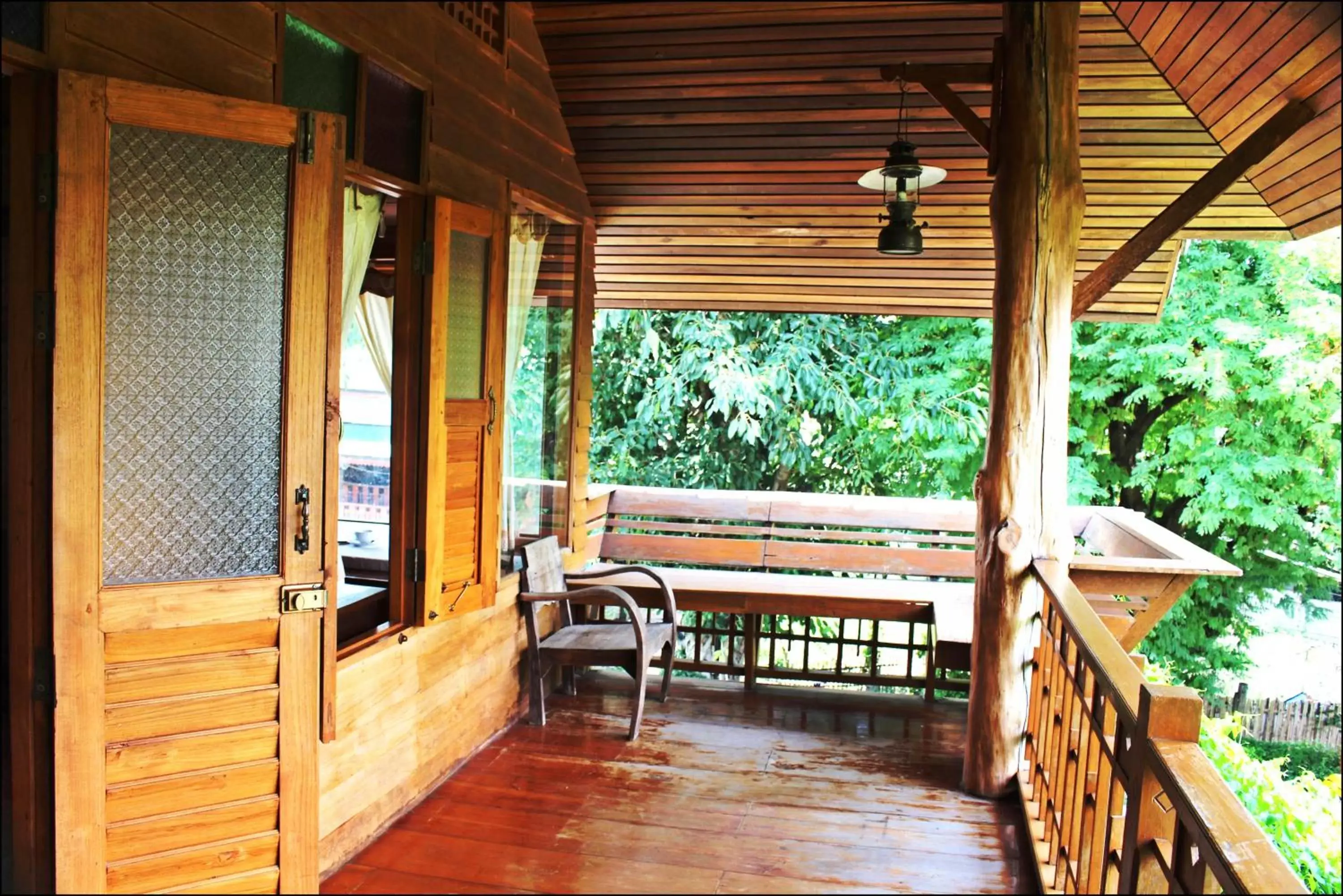 Balcony/Terrace in Pai Vimaan Resort