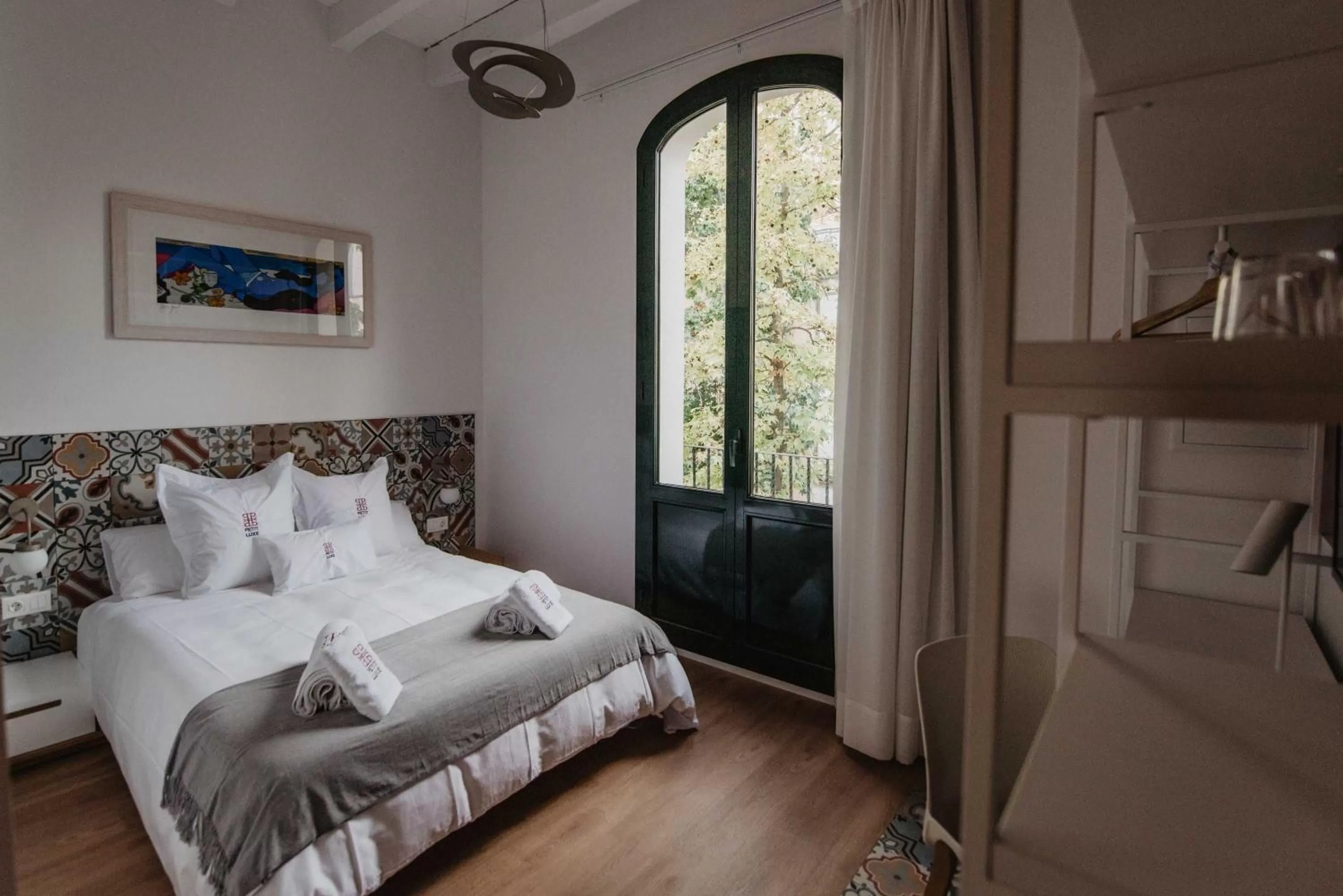 Bed in Petit Luxe Volta