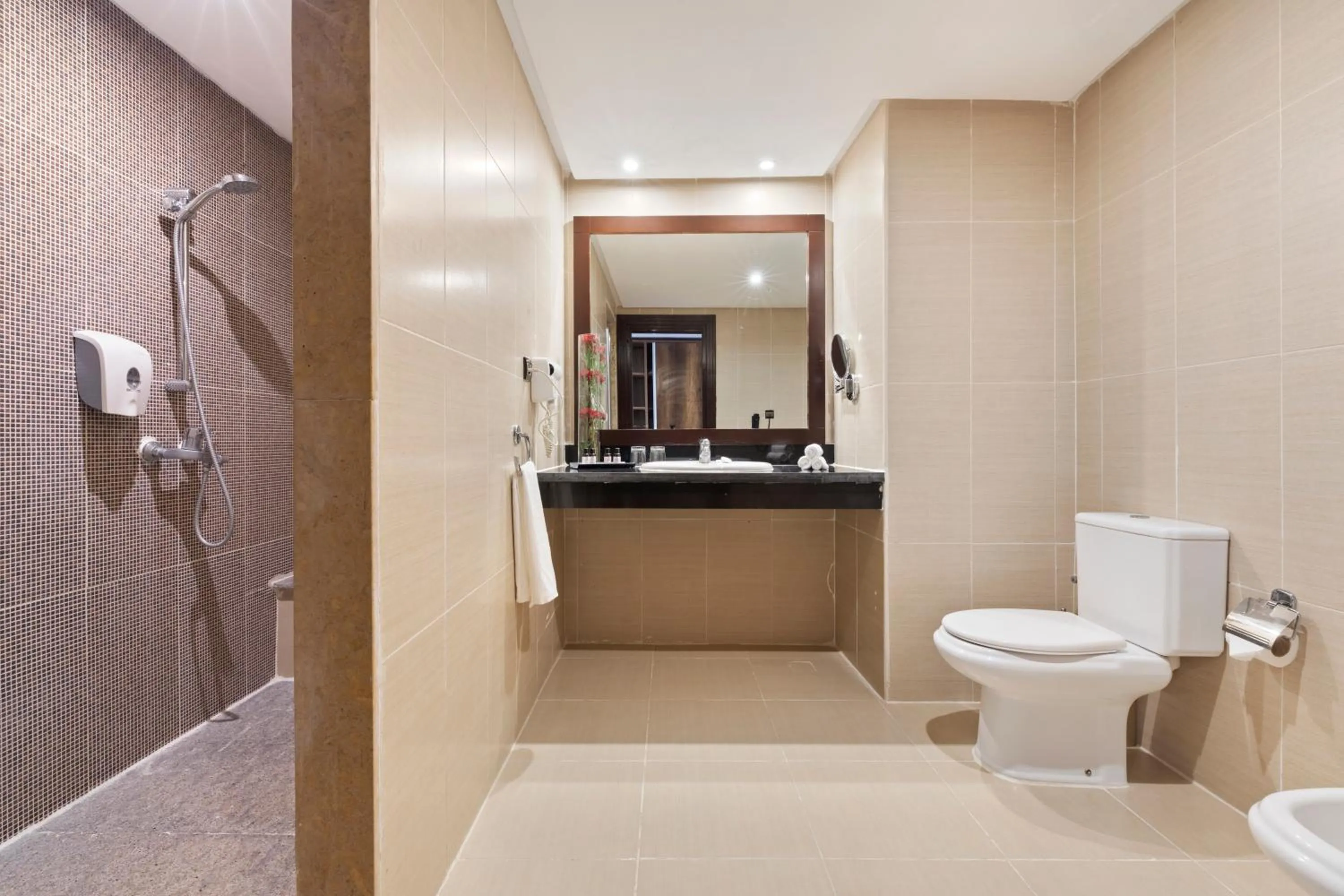 Shower in Pickalbatros Aqua Fun Club All Inclusive