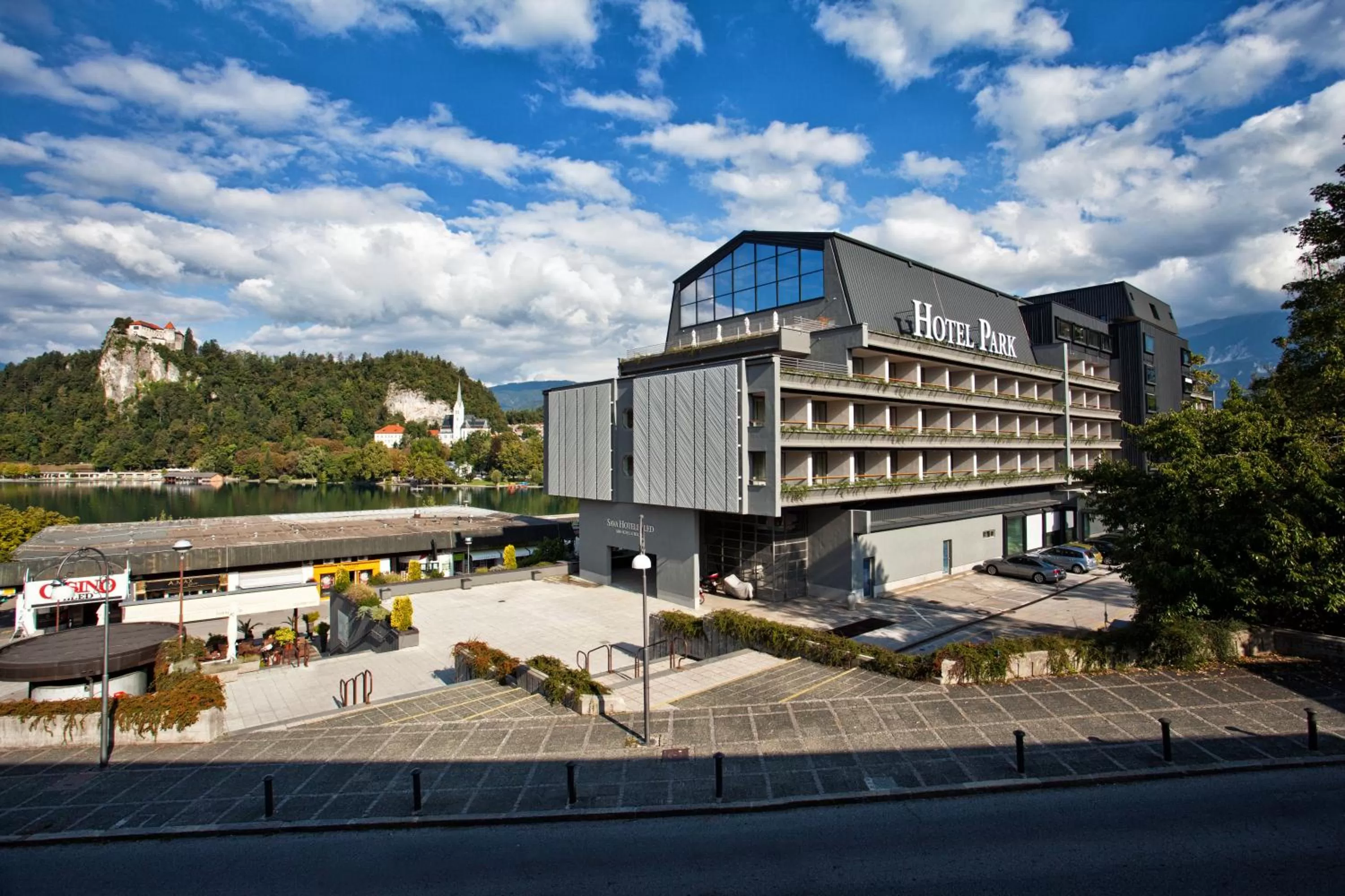 Facade/entrance in Hotel Park - Sava Hotels & Resorts