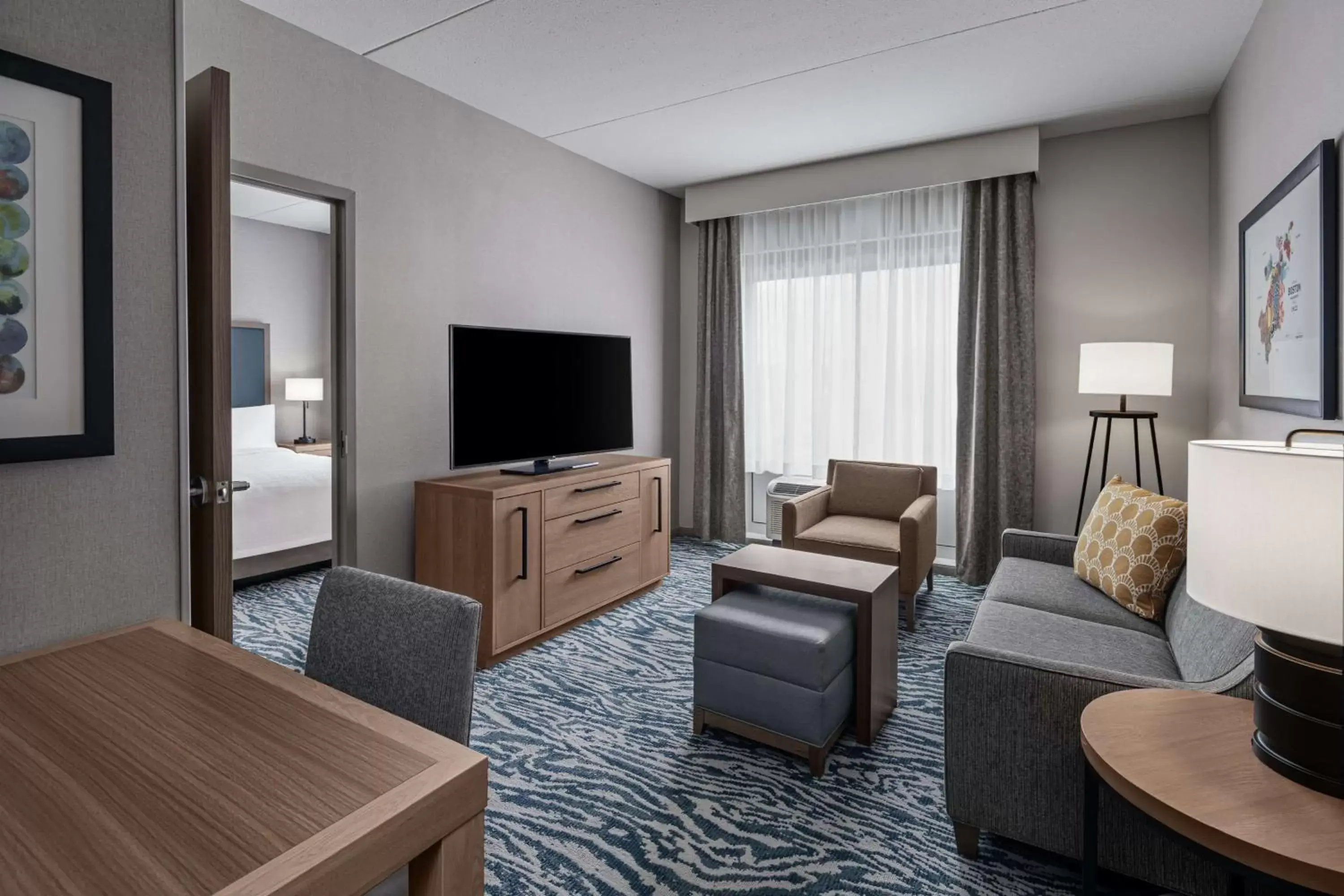 Living room, Seating Area in Homewood Suites by Hilton Boston Woburn