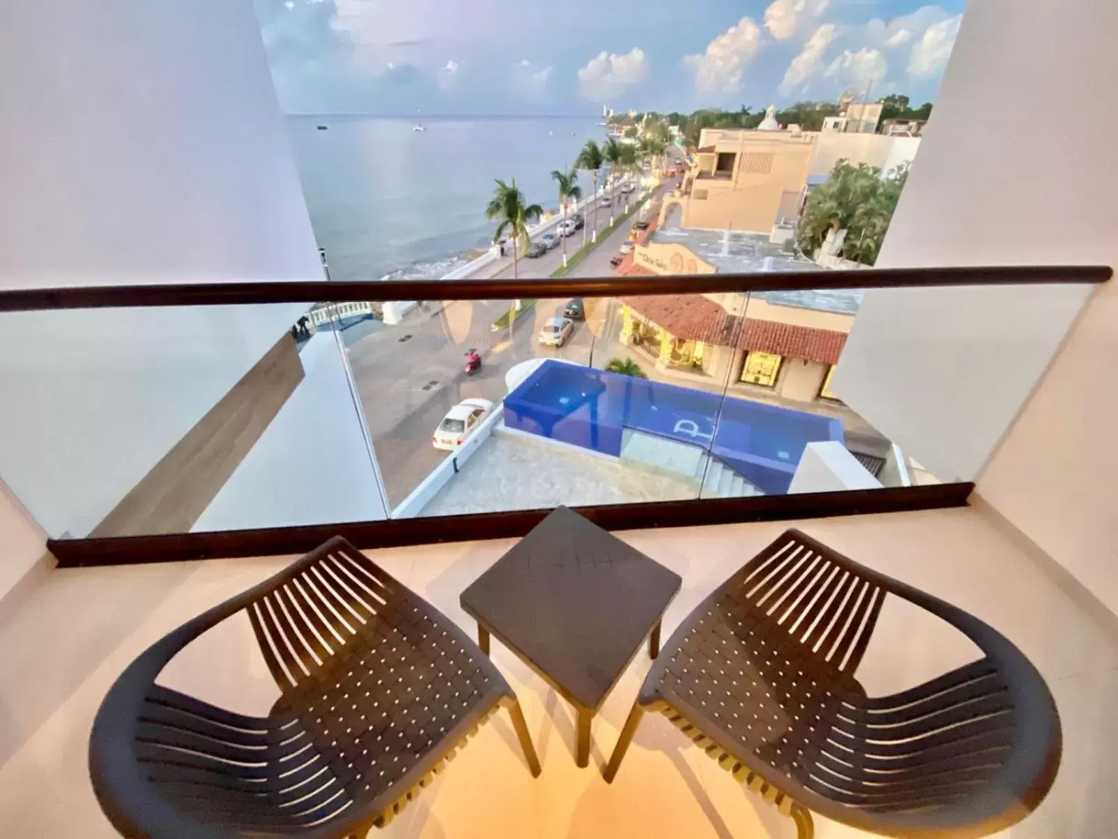 Balcony/Terrace, Pool View in Hotel Puerto Libre