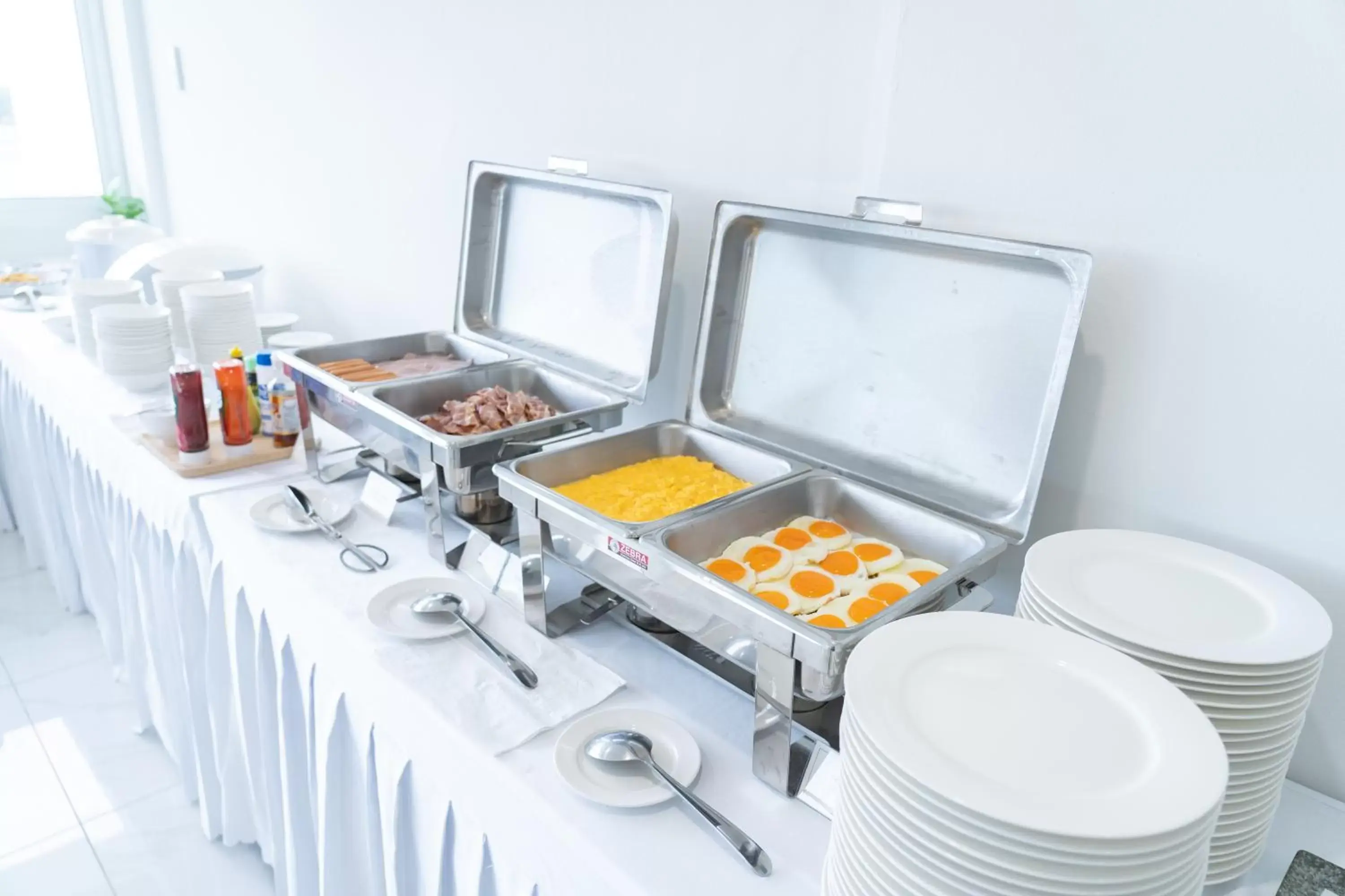 Breakfast in Oriole Residence - Suvarnabhumi Airport Breakfast in Oriole Residence - Suvarnabhumi Airport