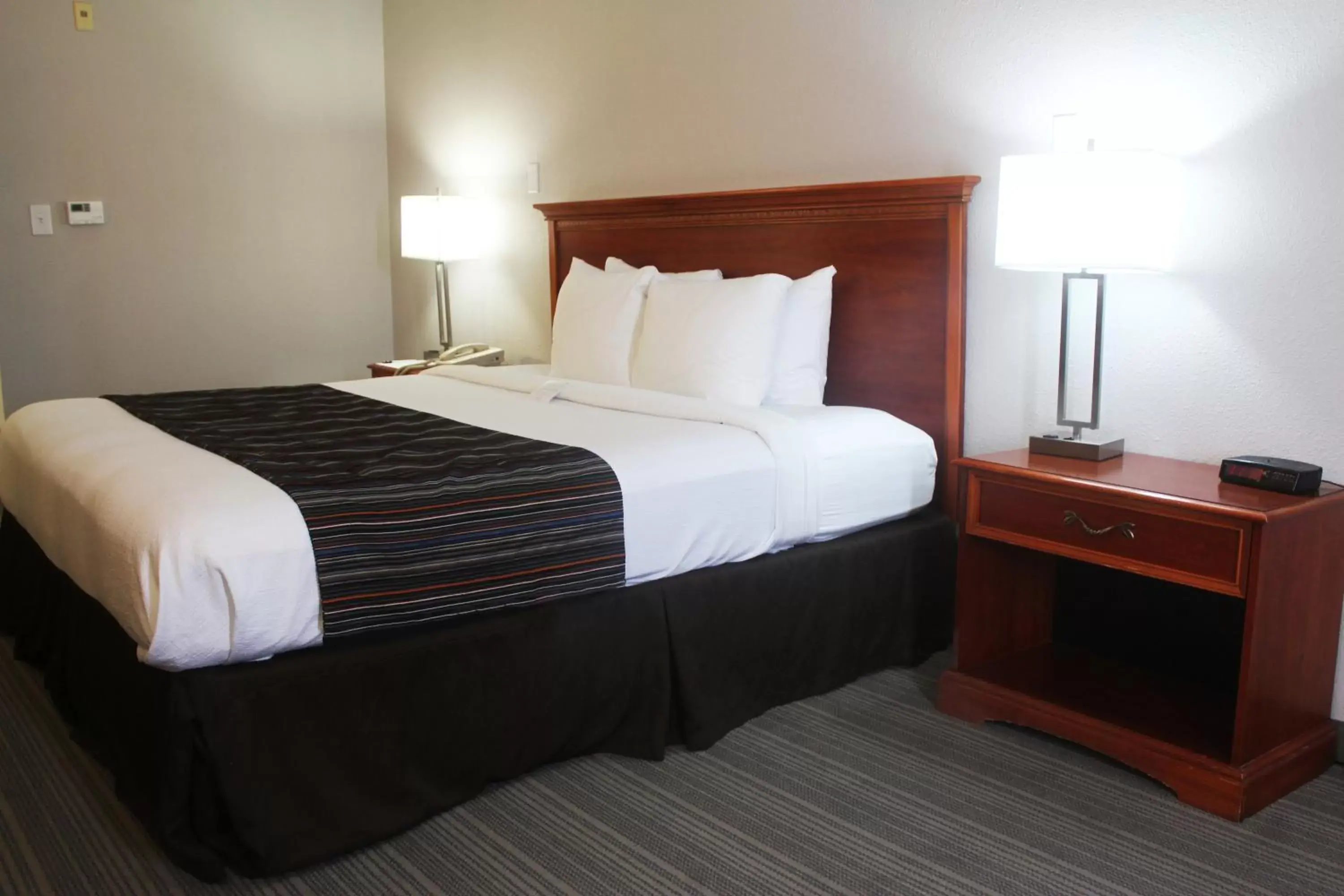 Bed in Country Inn & Suites by Radisson, Lackland AFB (San Antonio), TX