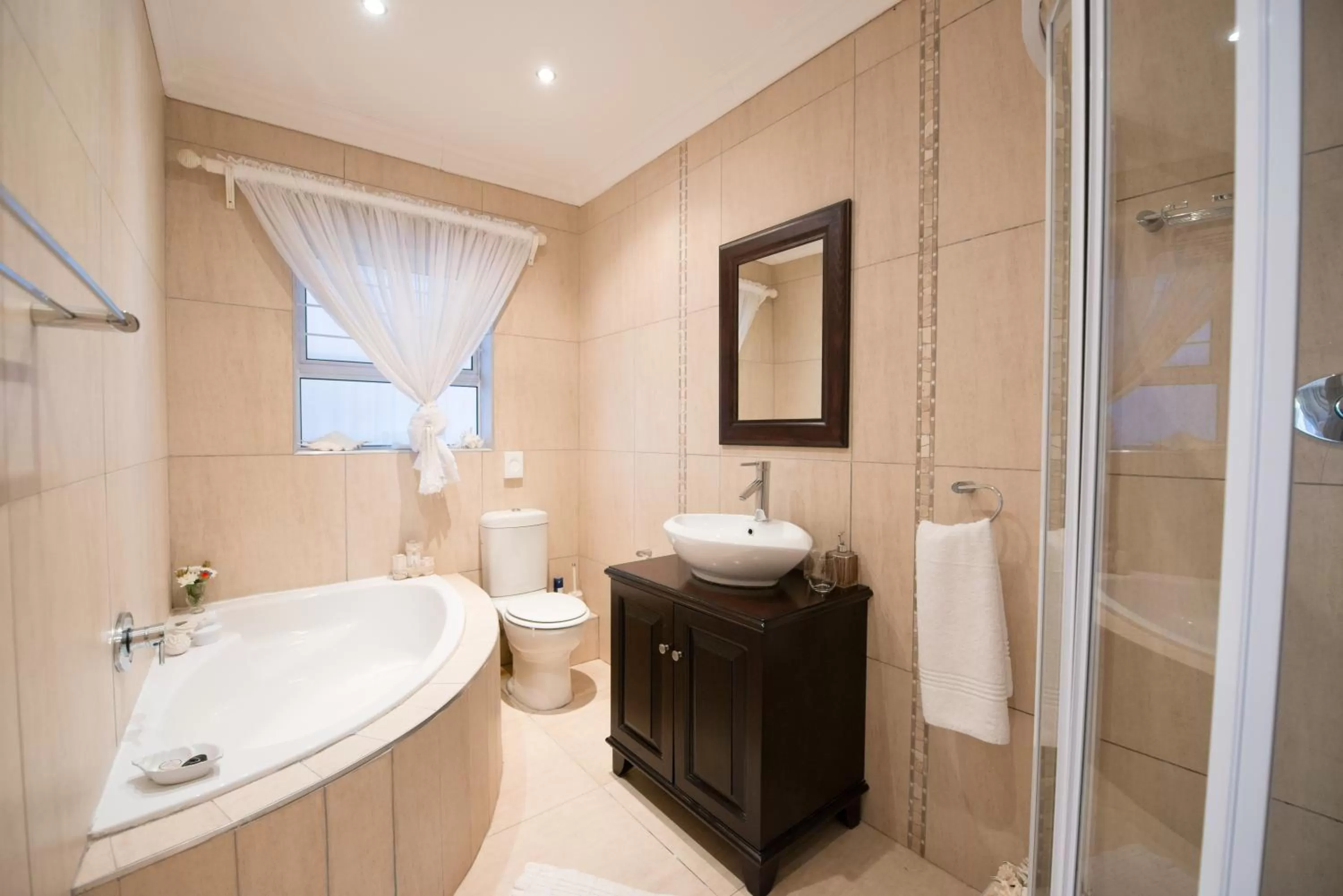 Bathroom in Keiskama B & B