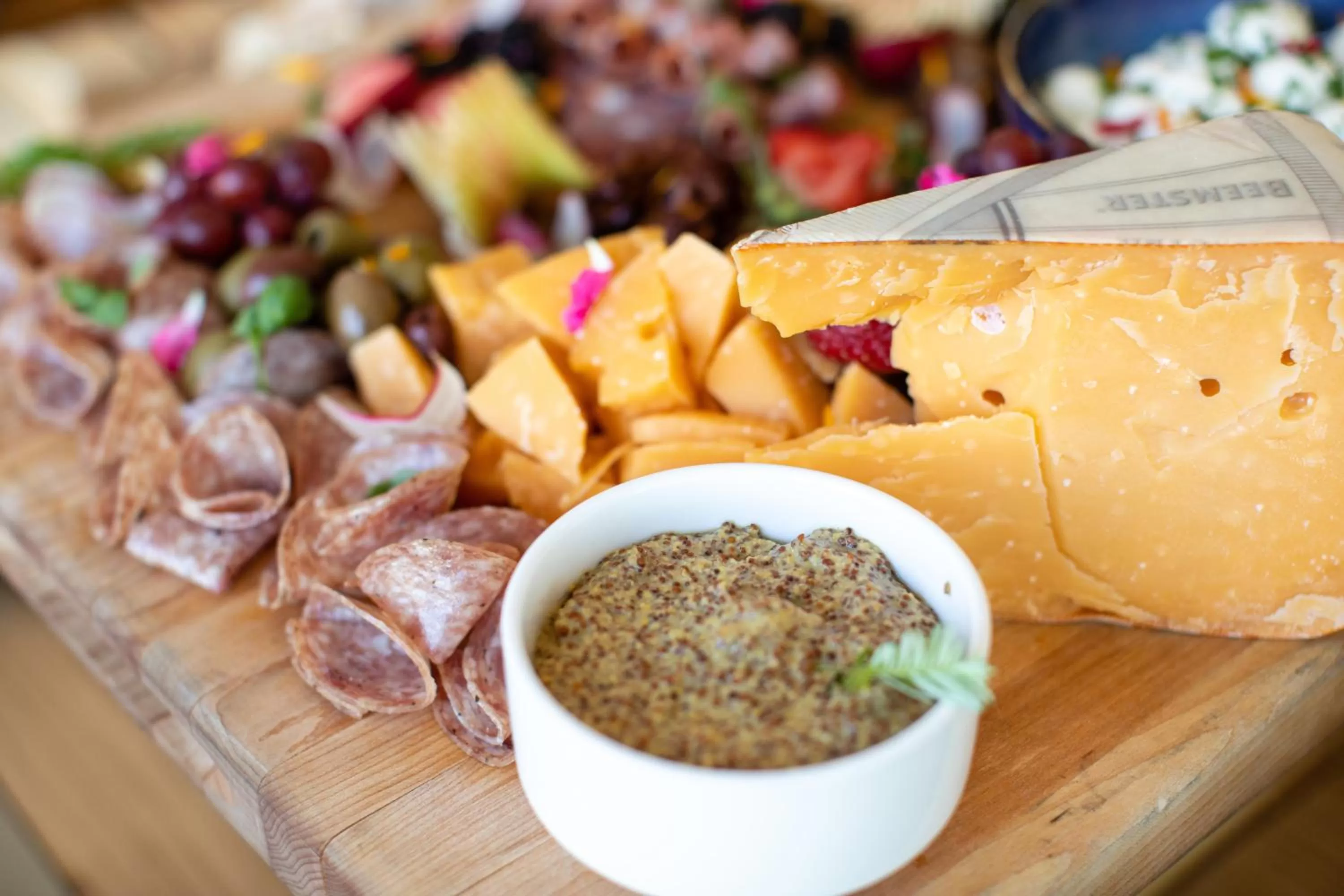 Meeting/conference room in Hotel Indigo Seattle Everett Waterfront Place by IHG