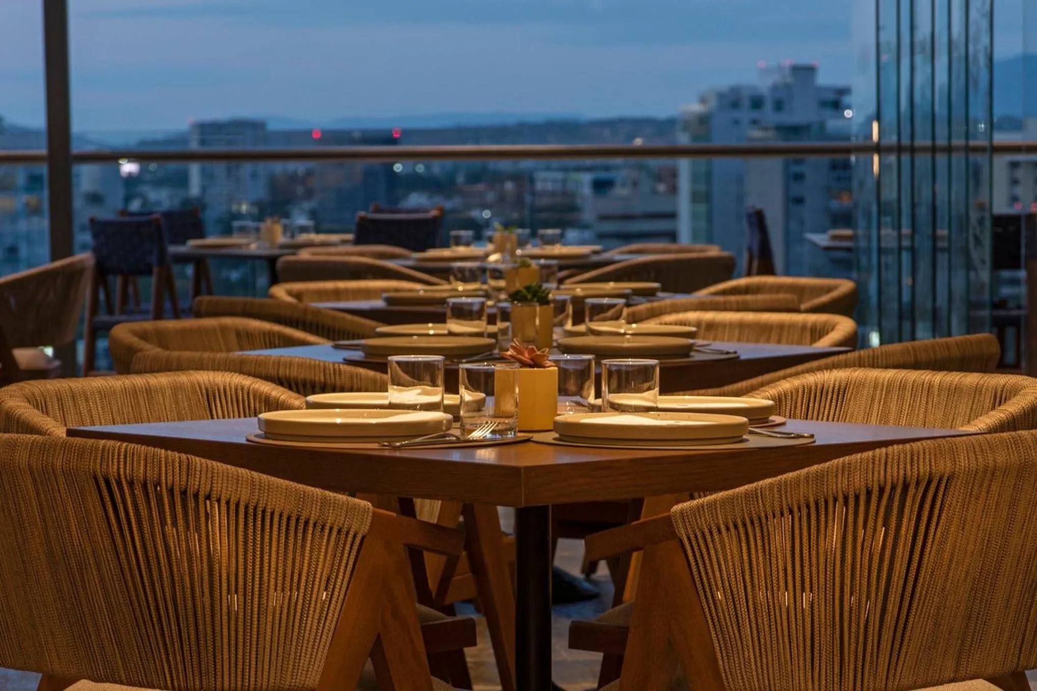 Restaurant/places to eat in voco Guadalajara Neruda by IHG