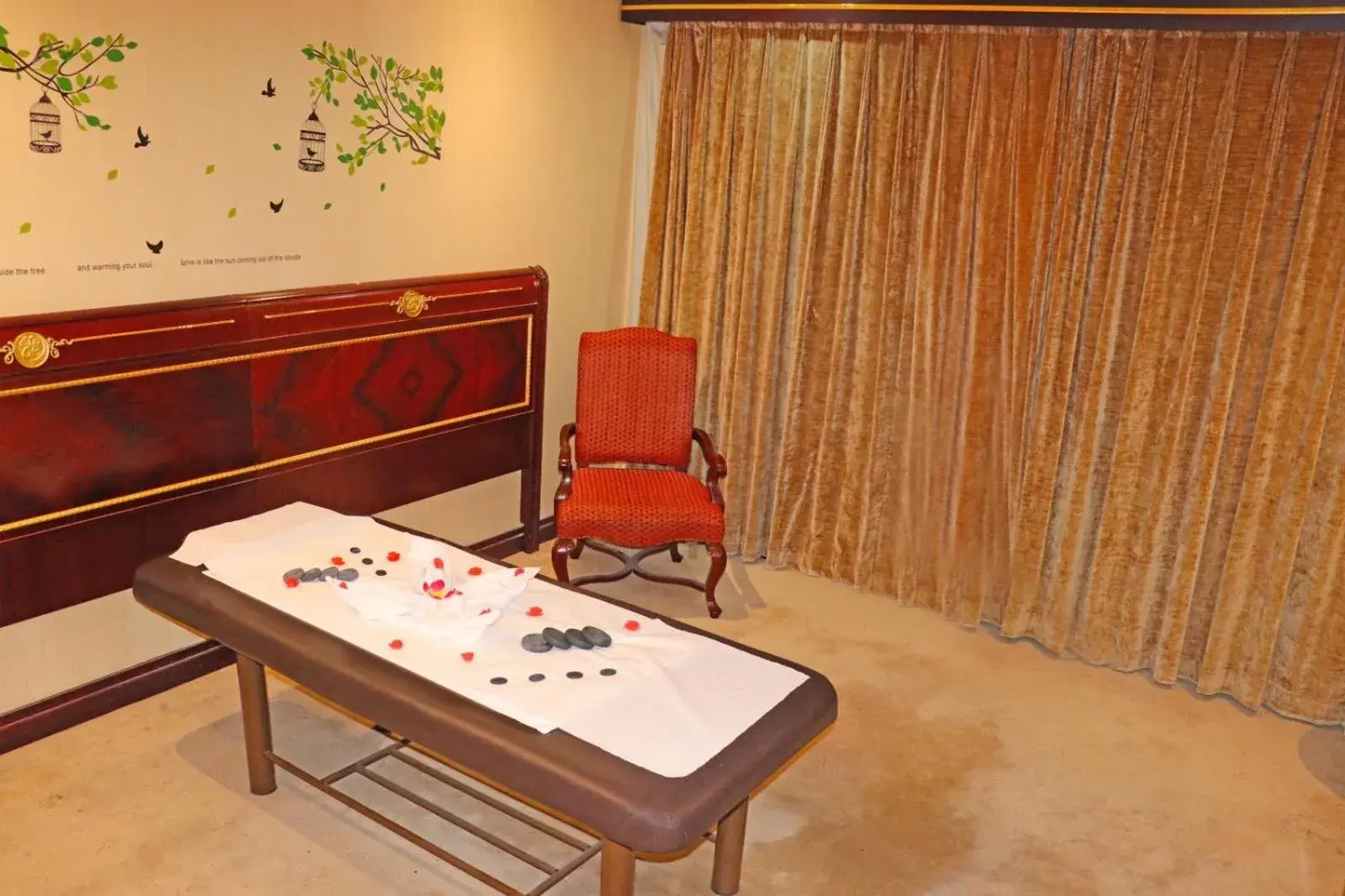 Spa and wellness centre/facilities in Chairmen Hotel