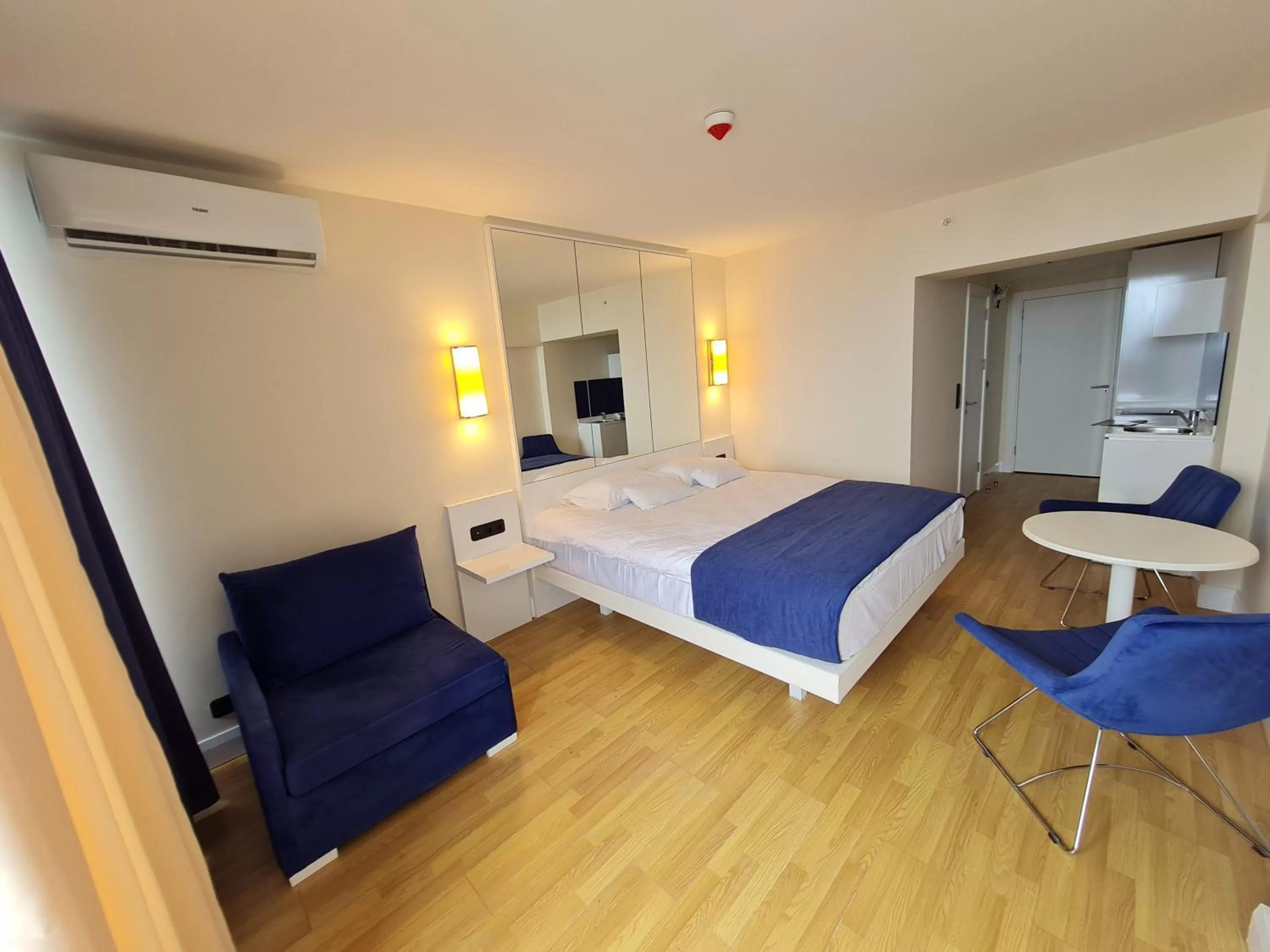 Bed in Hotel Orbi City Sea Horizon