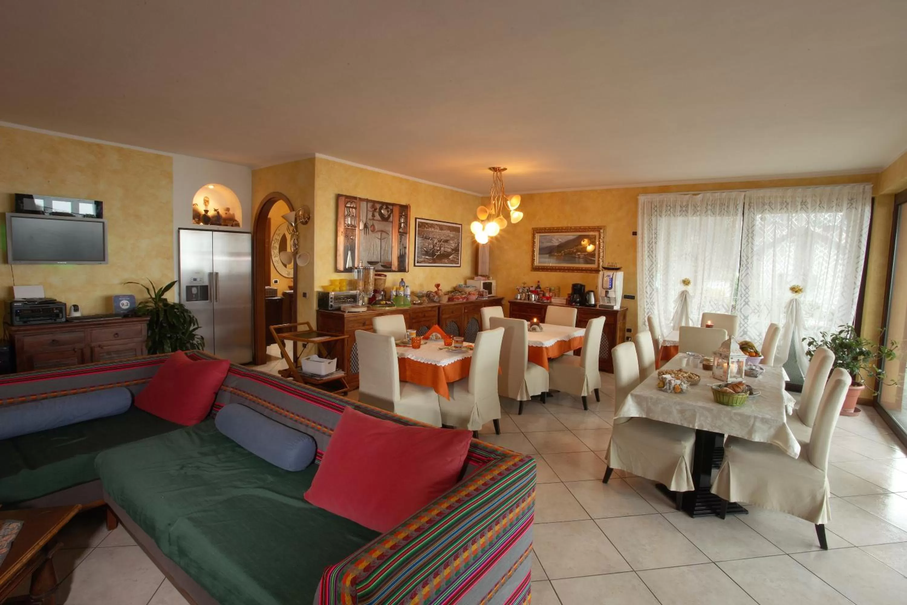 Food and drinks in B&B Villa Anita