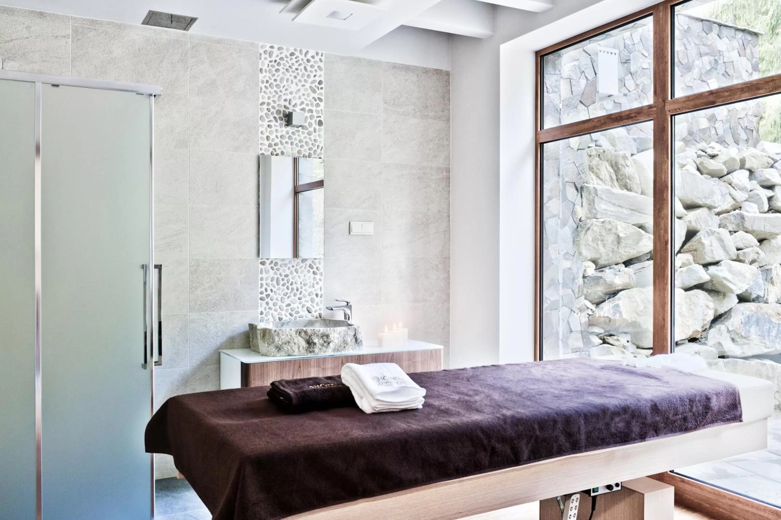 Massage, Bed in Hotel Żywiecki Medical SPA & Sport Żywiec