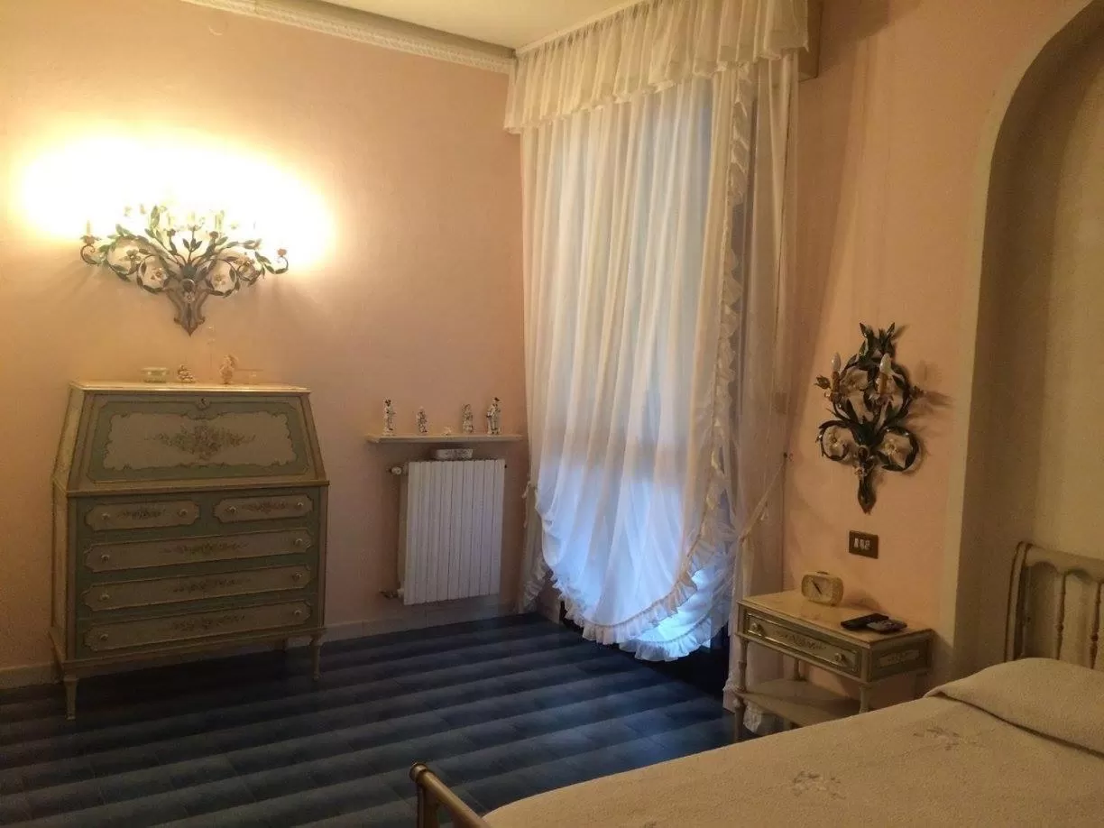 Balcony/Terrace, Bed in B&B Dai Nonni