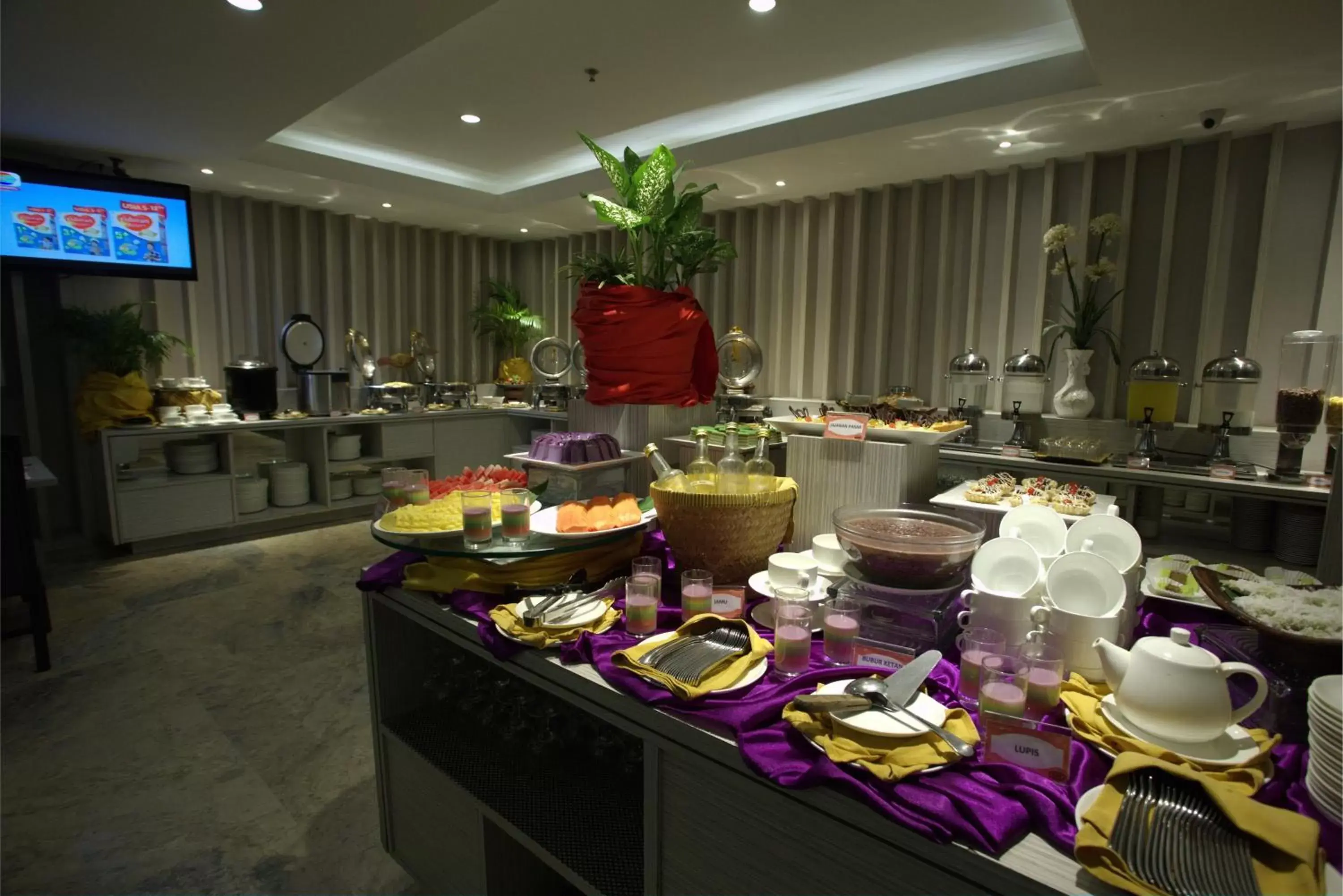 Breakfast in Tjokro Hotel Pekanbaru