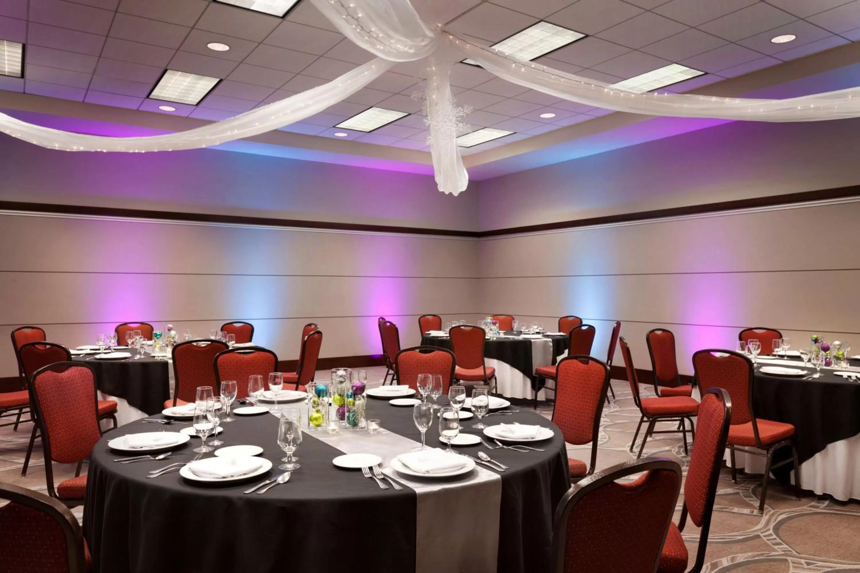 Meeting/conference room in Embassy Suites North Charleston Airport Hotel Convention