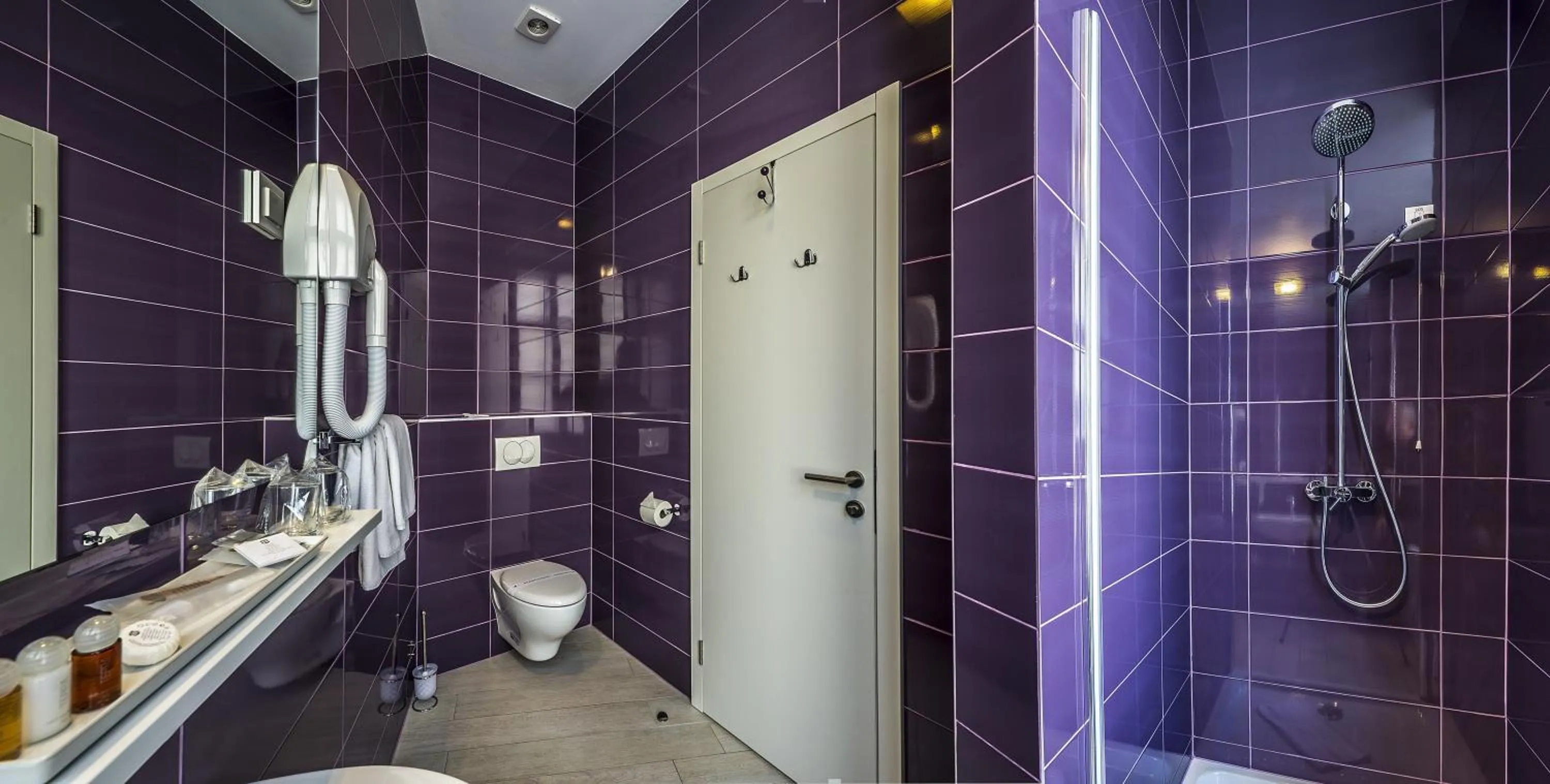 Bathroom in Art Hotel Like