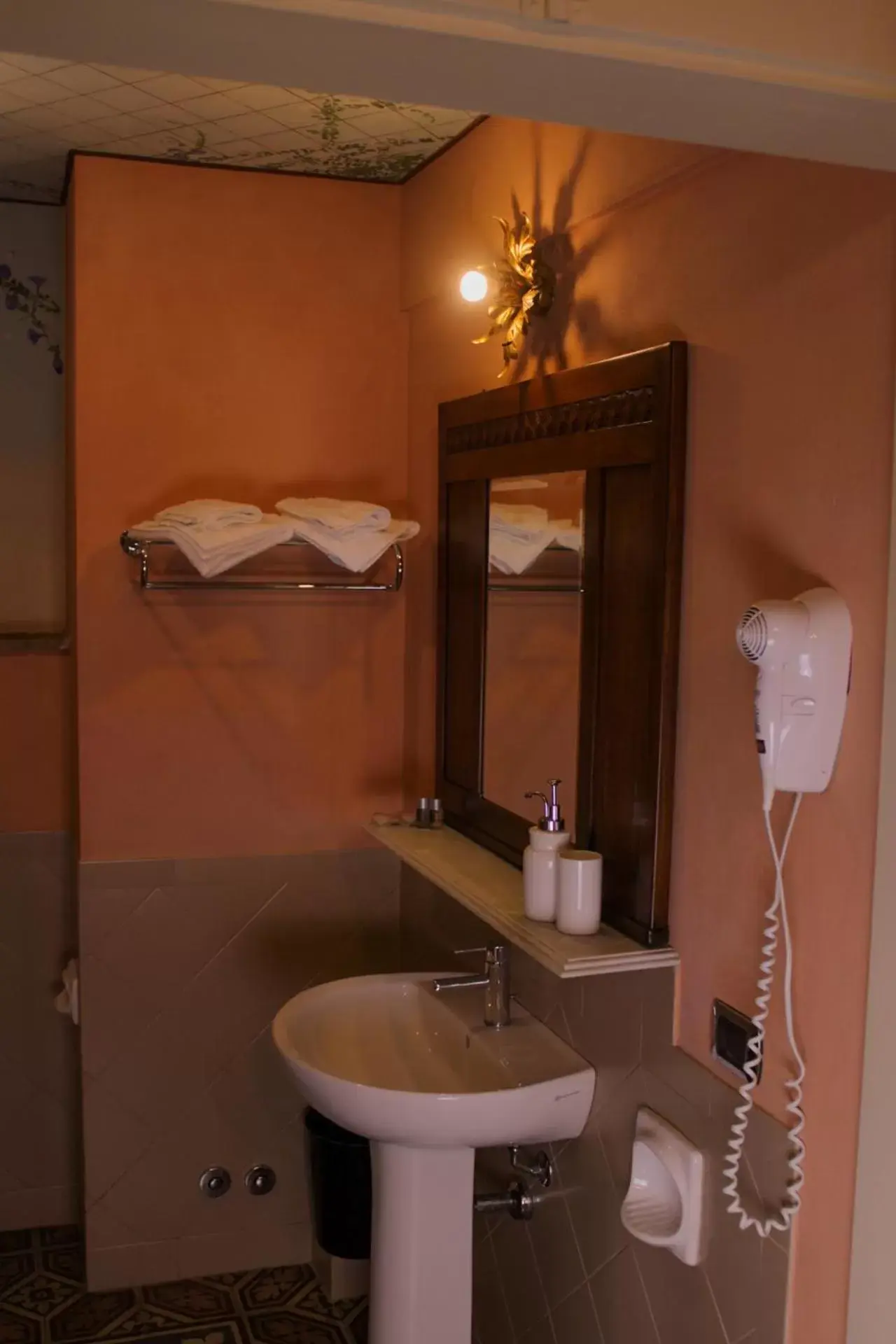 Bathroom in L'antica Bifore