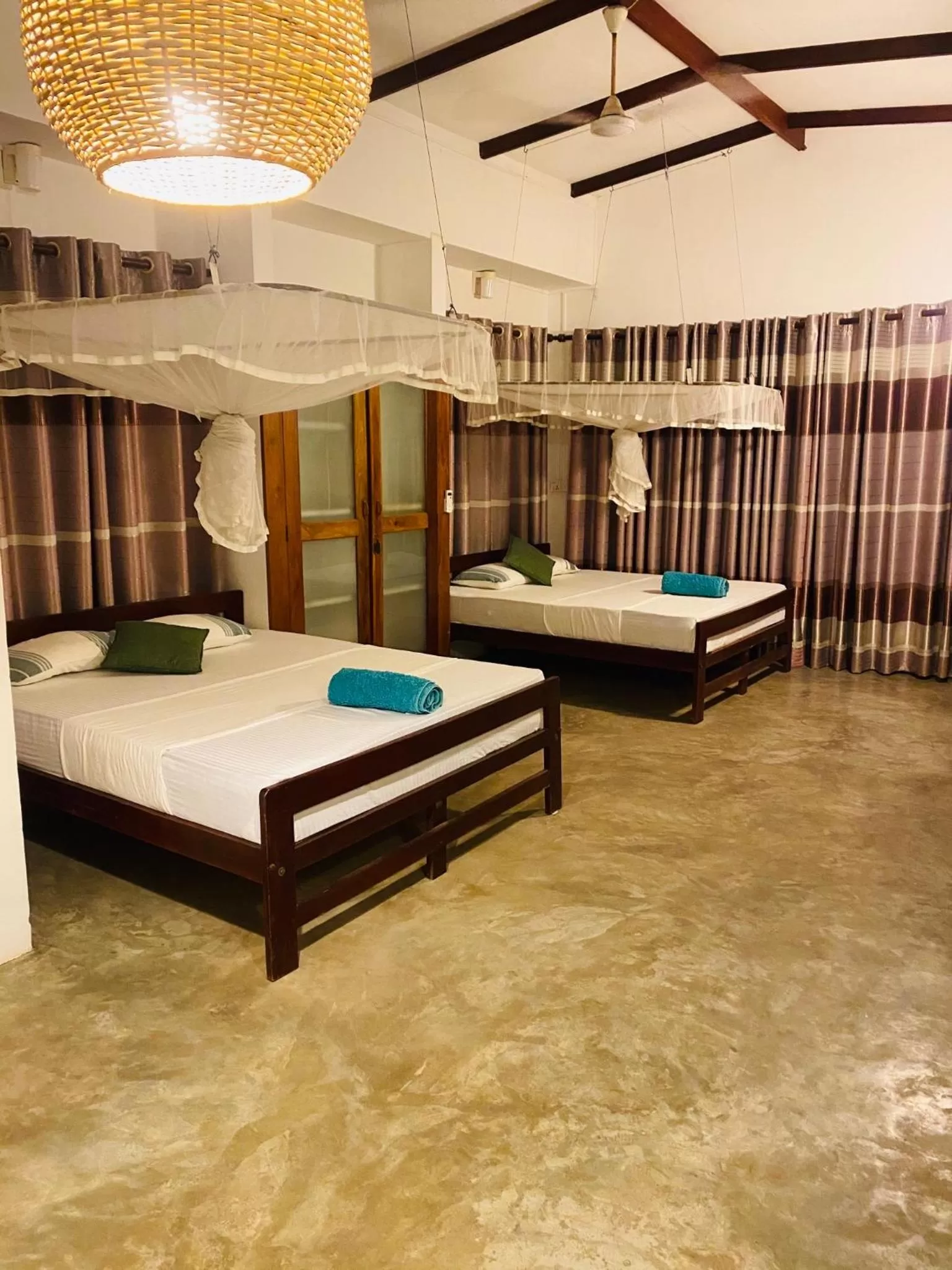 Family Room with Balcony in Bienvenido Madiha