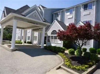 Facade/entrance, Property Building in America's Best Value Inn and Suites - Jackson