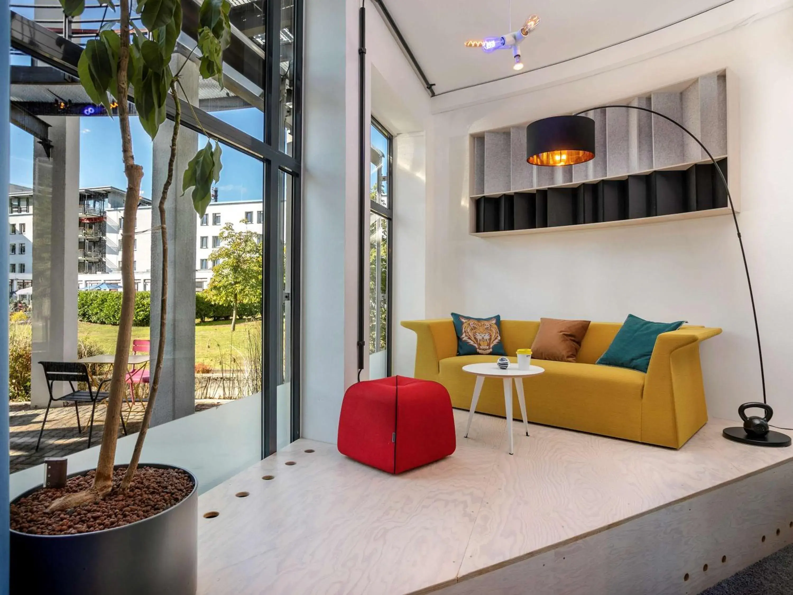 Business facilities, Seating Area in The Hotel Darmstadt