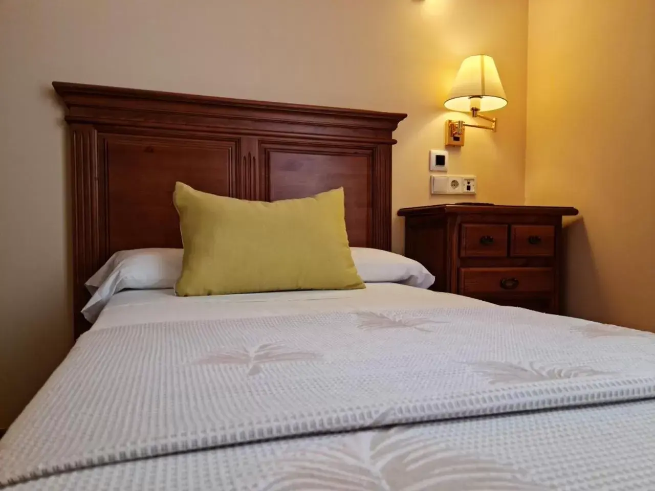 Bedroom, Bed in Hotel Plateros