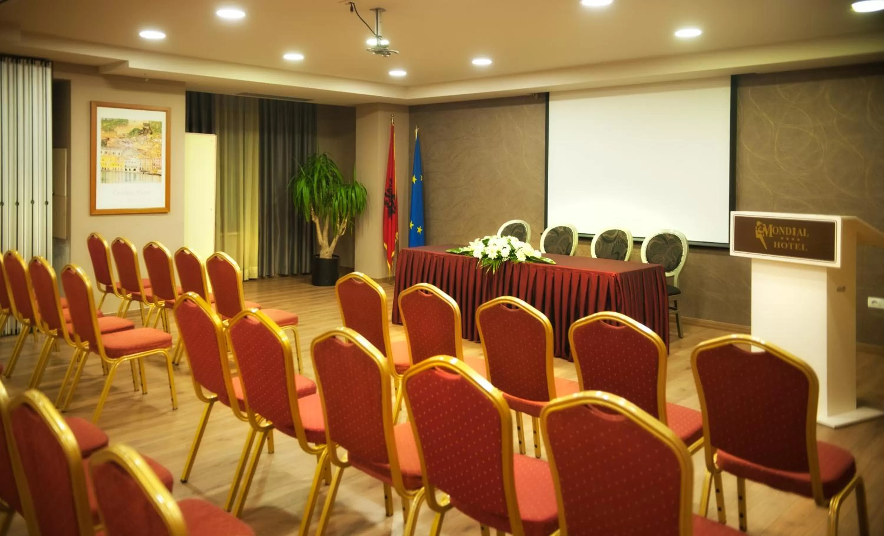 Meeting/conference room in Mondial Hotel