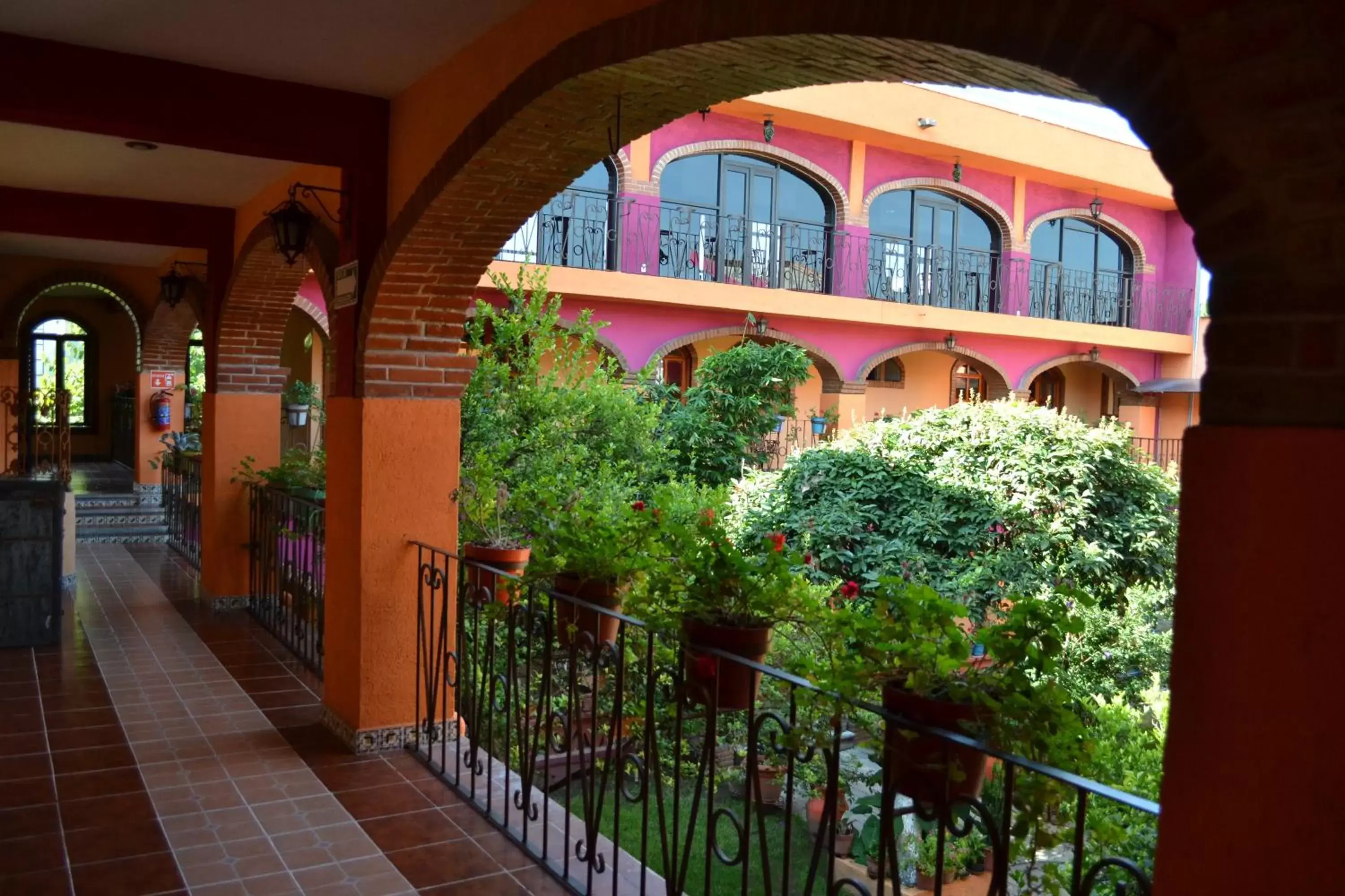 Property Building in Hotel Boutique Posada la Casona de Cortés