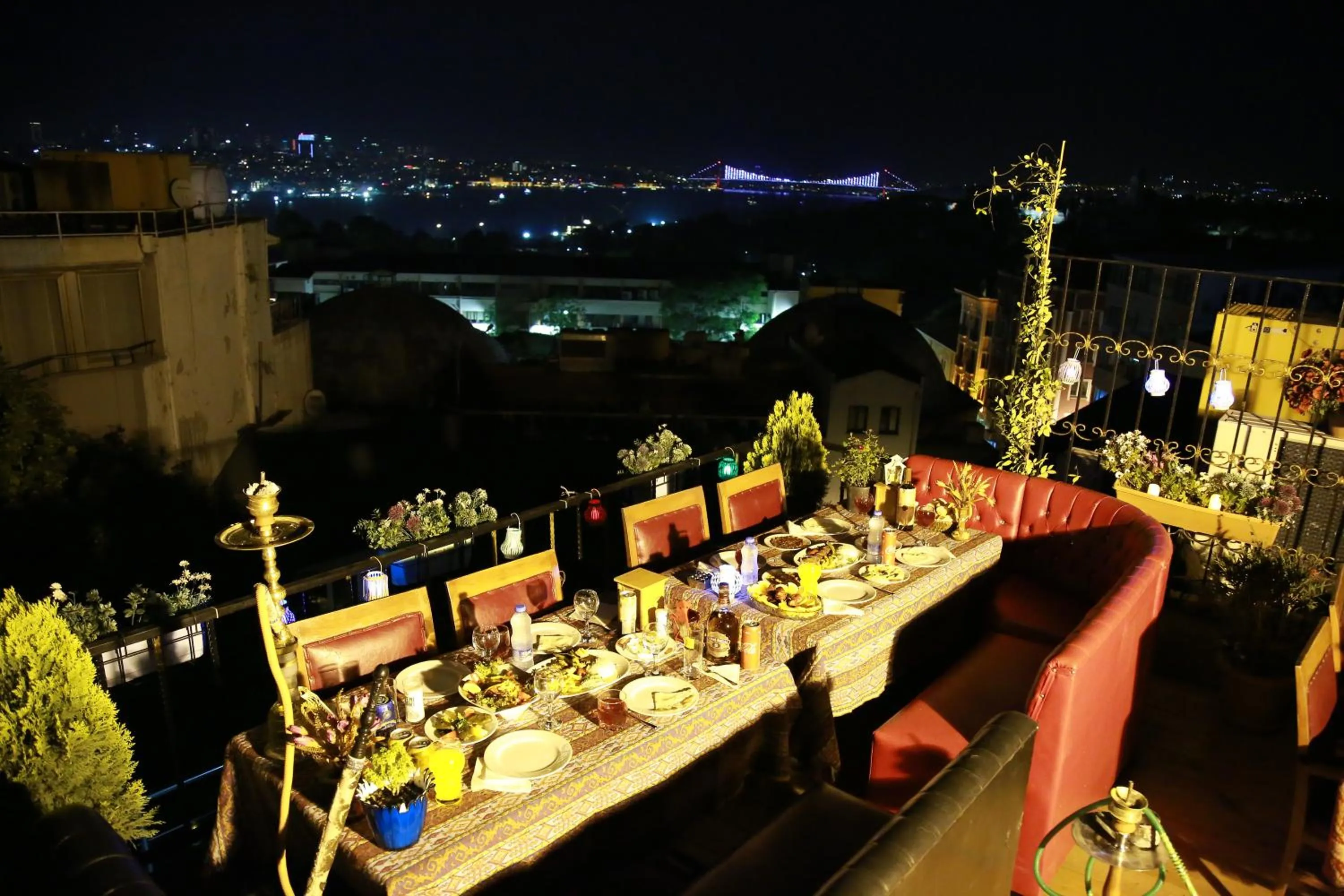 Restaurant/places to eat in Meddusa Hotel