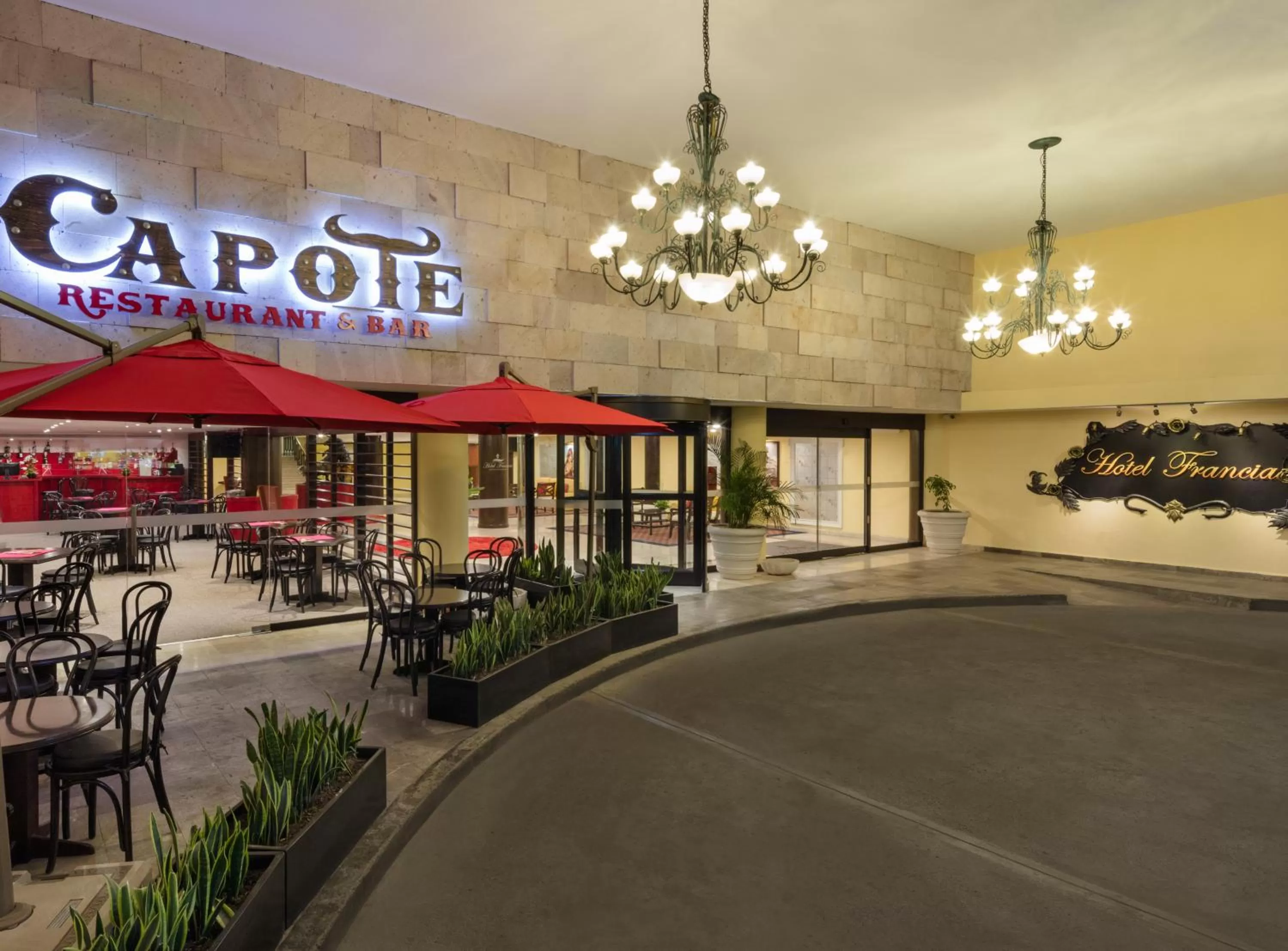 Restaurant/places to eat in Hotel Francia Aguascalientes