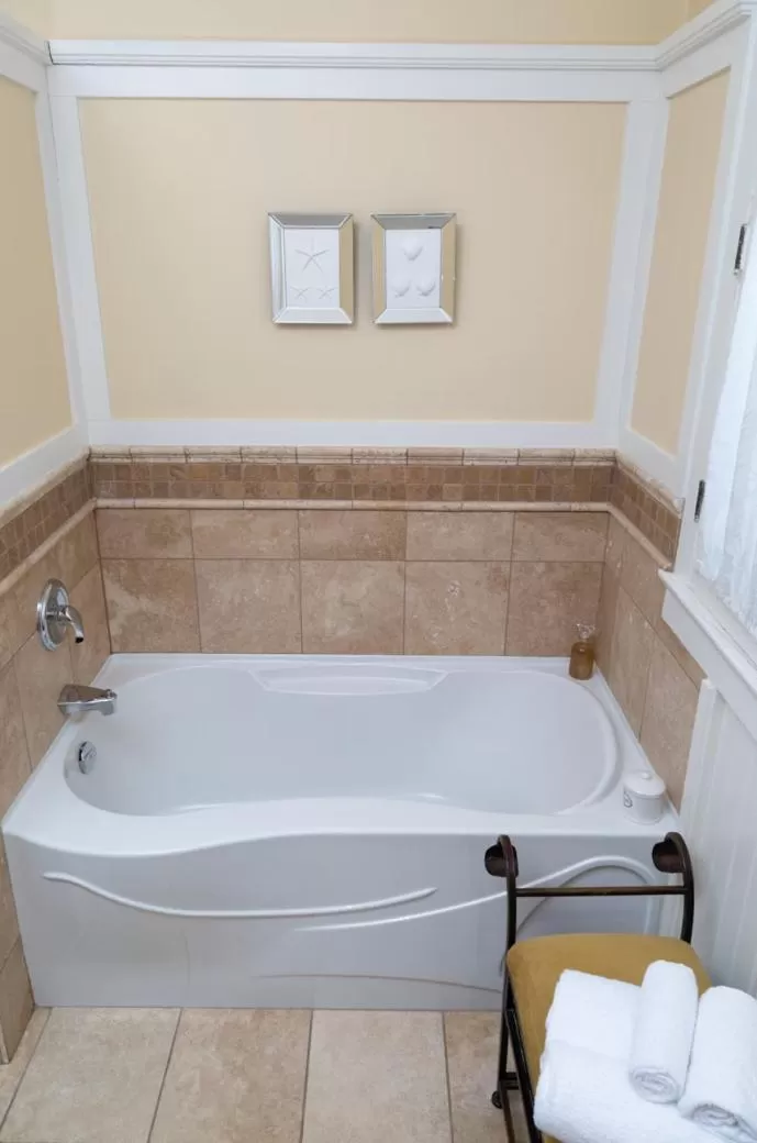 Bathroom in Grey Gables Inn