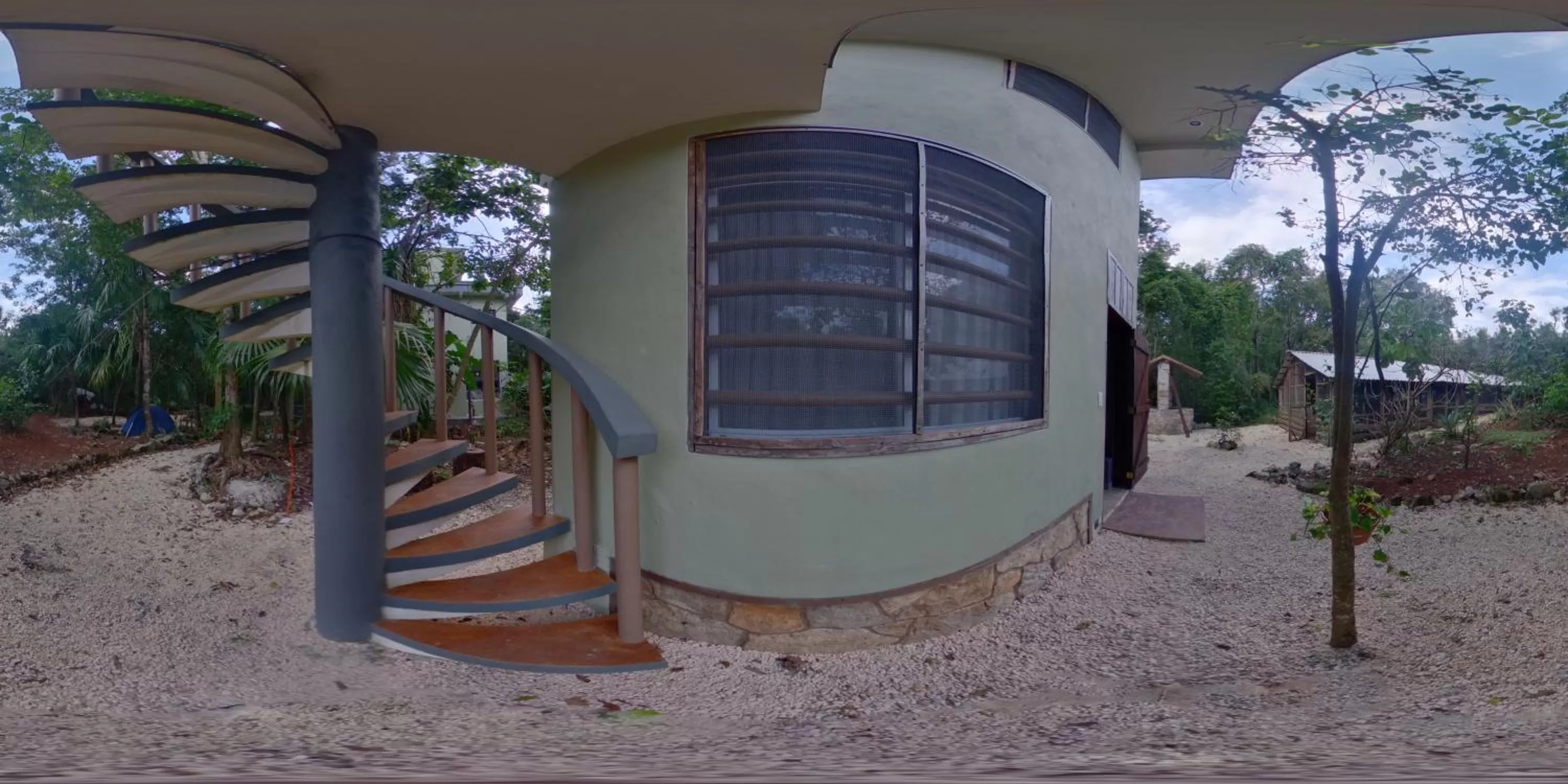 Facade/entrance in Hokhmah Heart Hotel