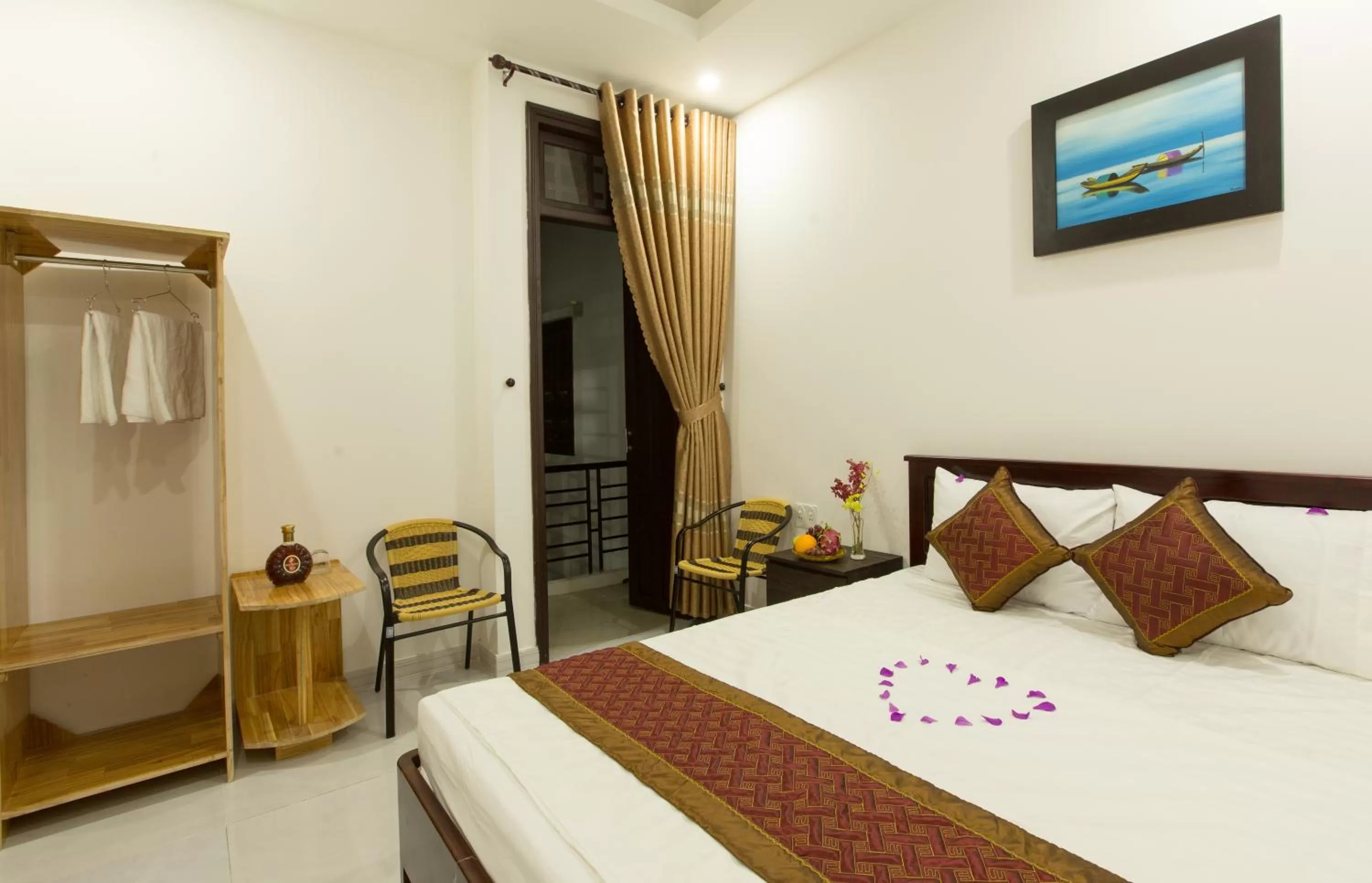 Bed in Golden Bee Homestay