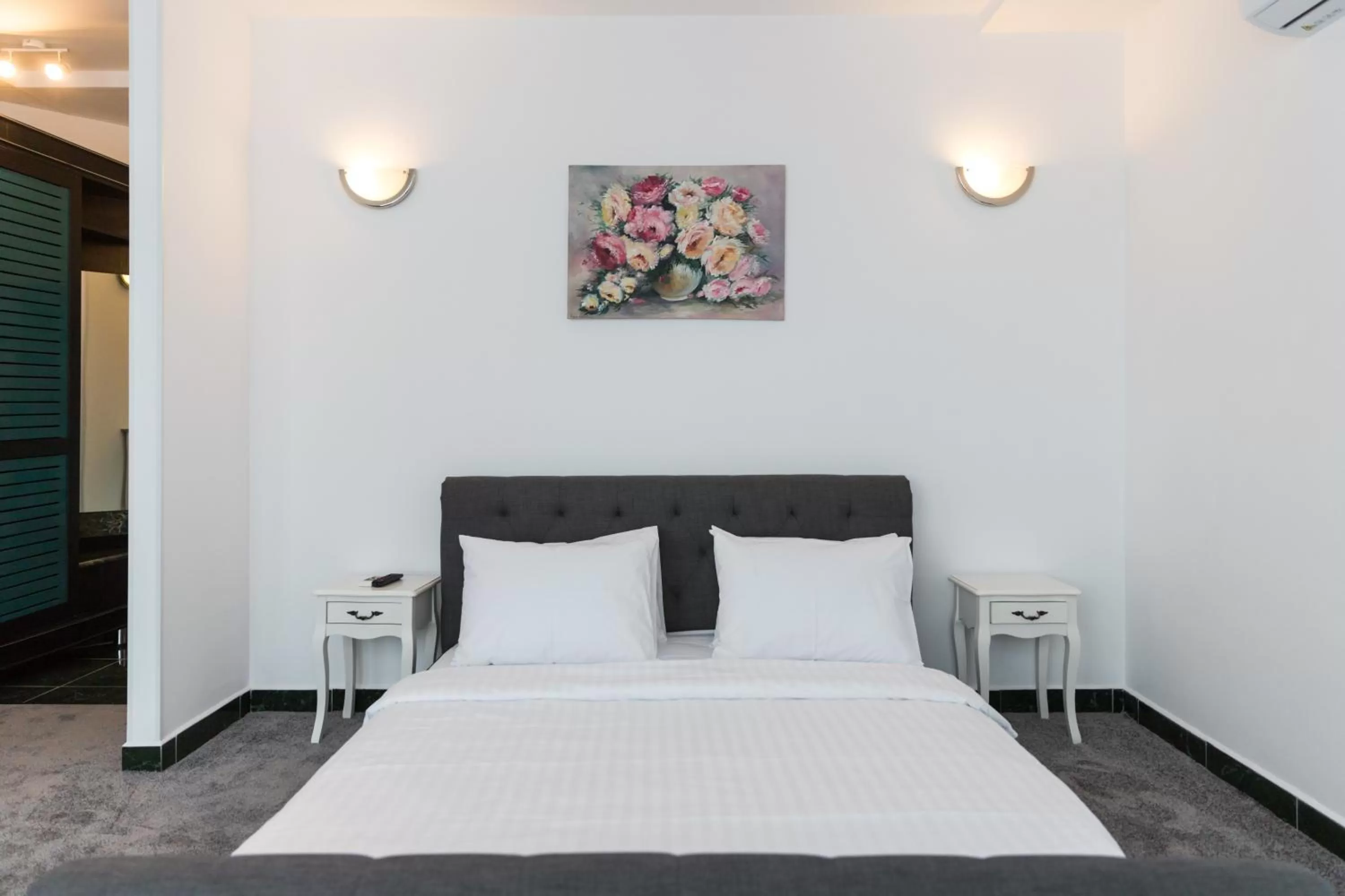 Bedroom, Bed in Avenue Palm Eforie - Avenue Hotels