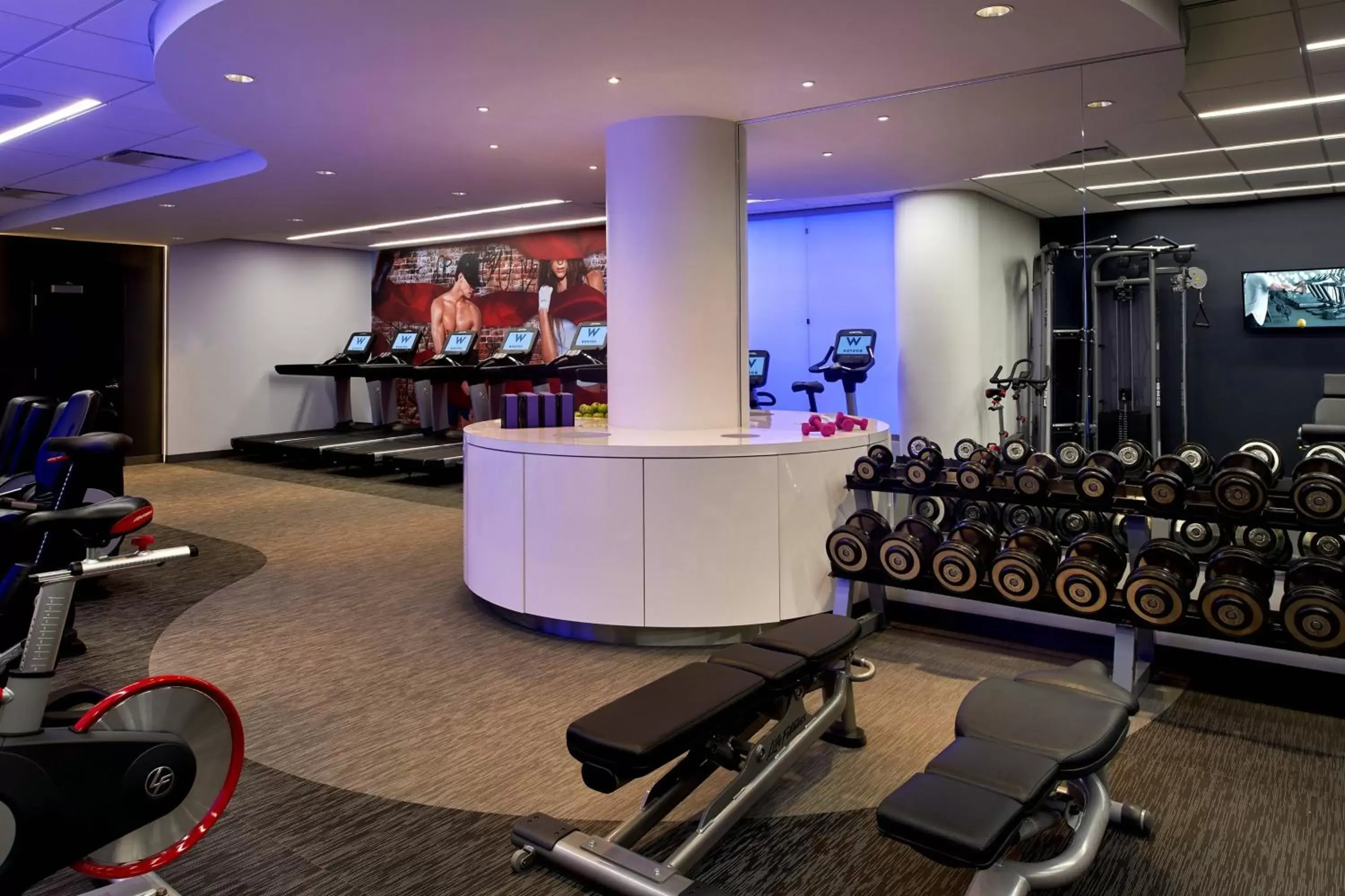 Area and facilities, Fitness Center/Facilities in W Boston