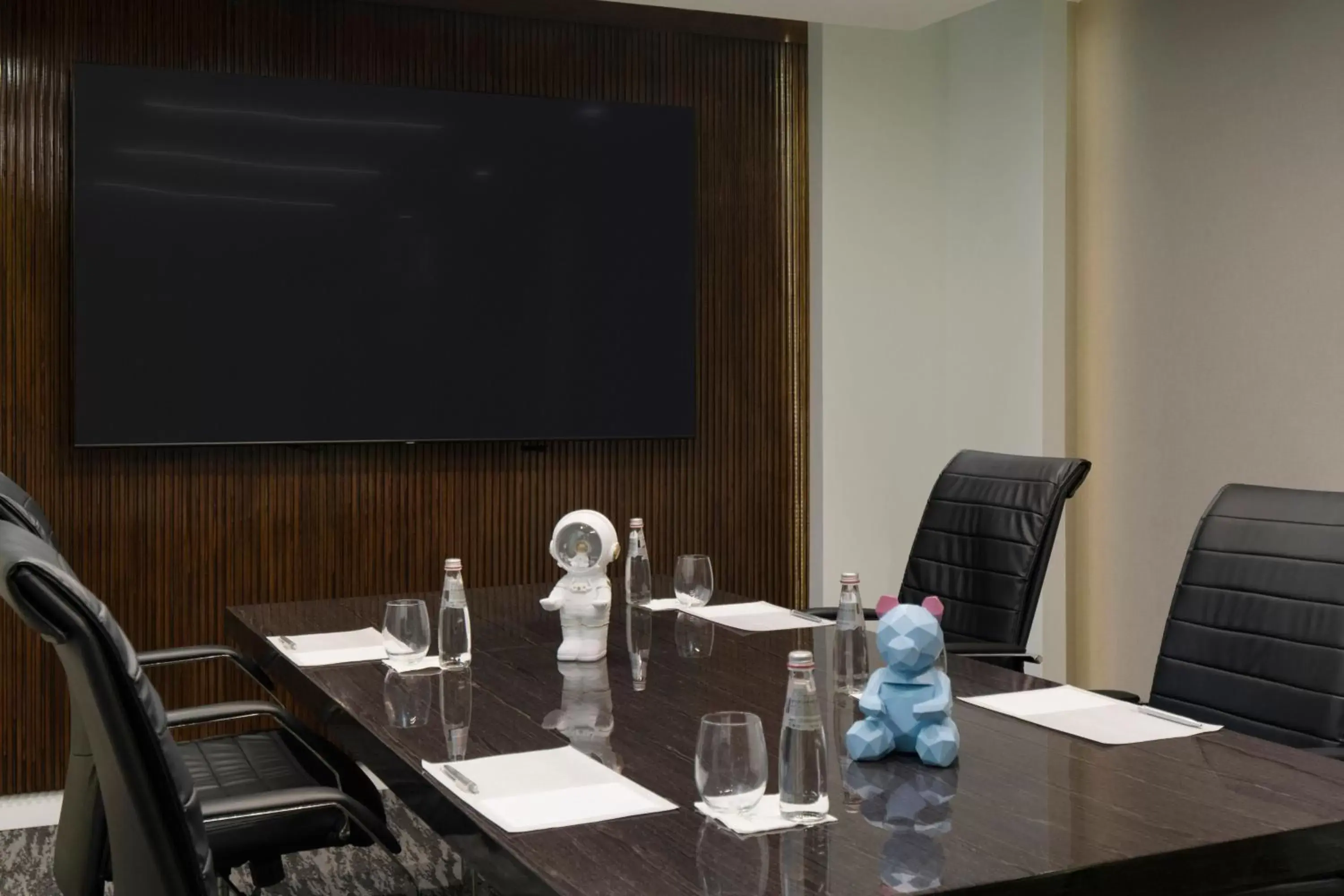 Meeting/conference room, TV/Entertainment Center in Renaissance Santo Domingo Jaragua Hotel & Casino