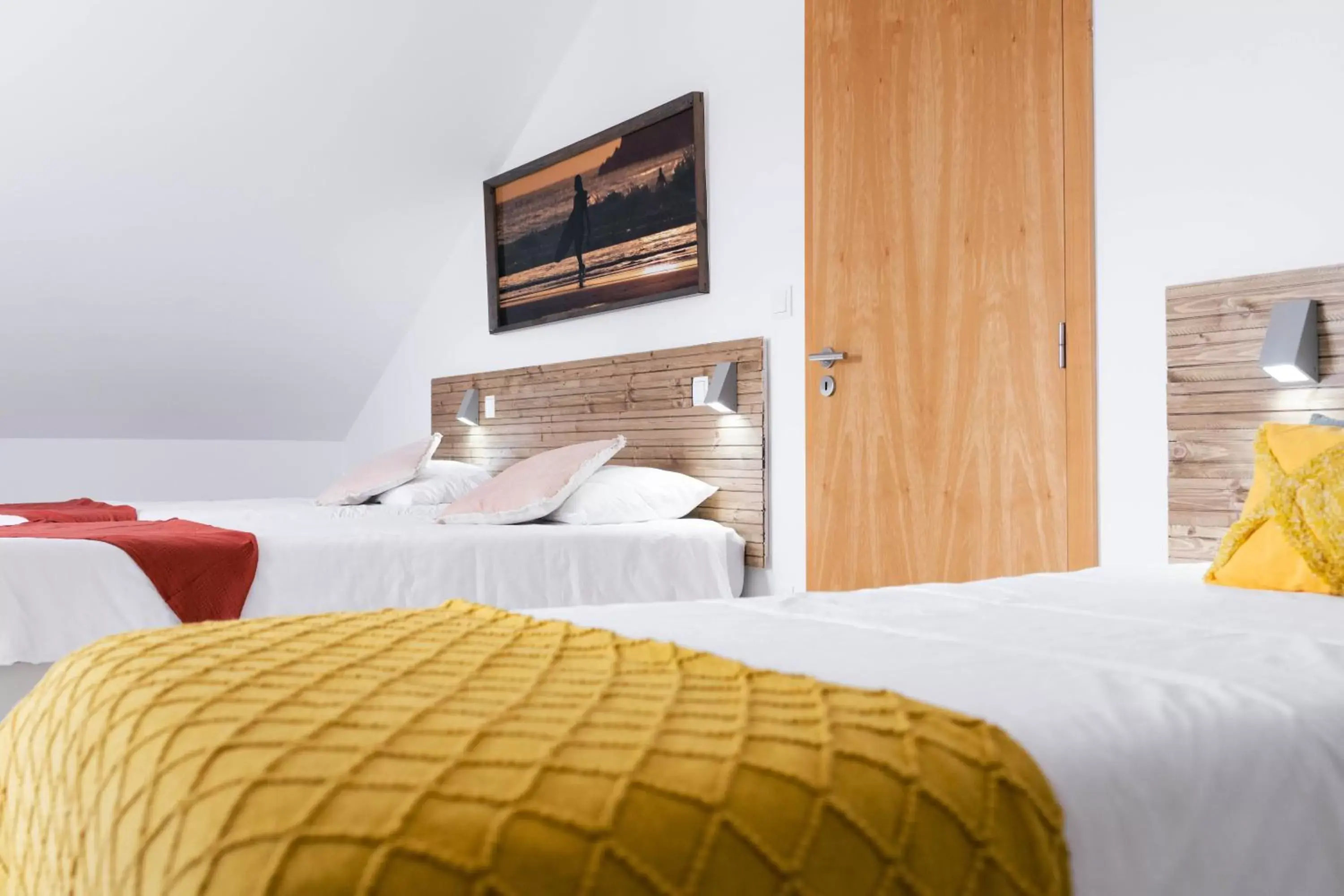 Bunk Bed in Female Dormitory Room in Ferrel Surf House Bunk Bed in Female Dormitory Room in Ferrel Surf House