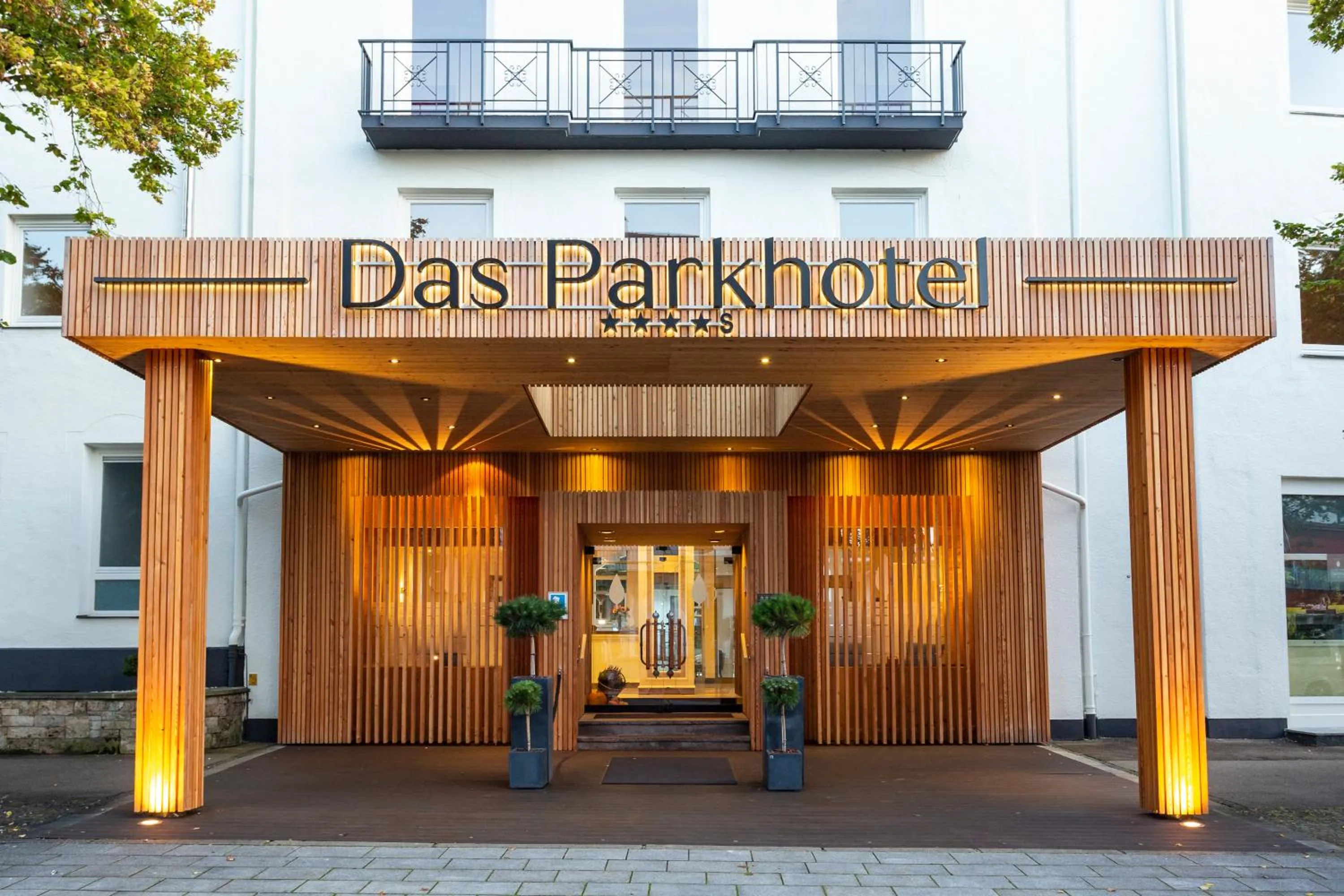 Facade/entrance in Das Parkhotel