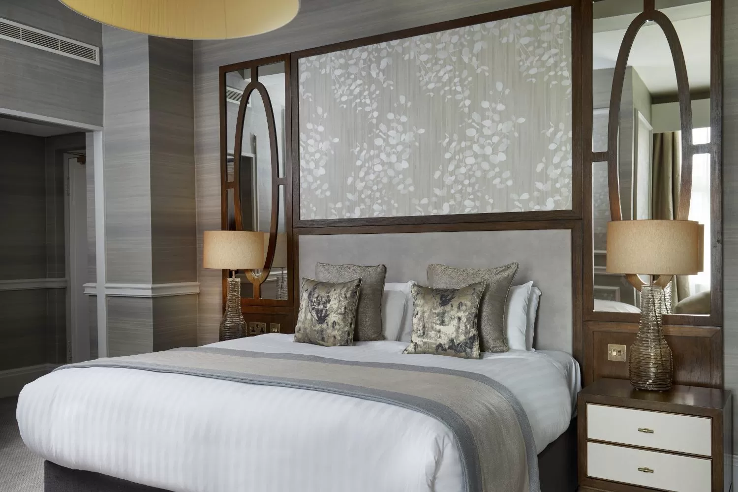 Bedroom, Bed in The Midland