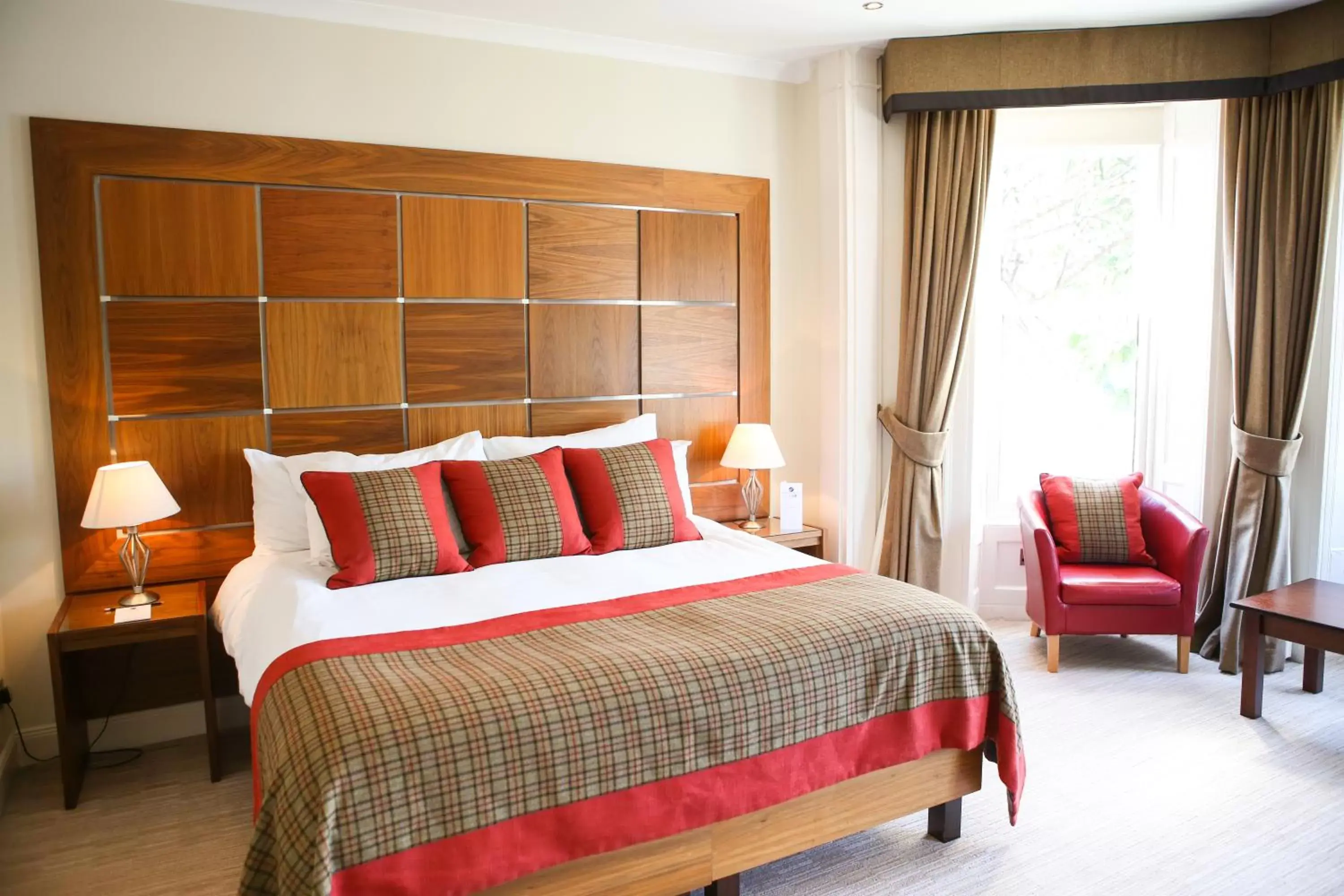 Bedroom, Room Photo in The Glenmoriston Townhouse Hotel