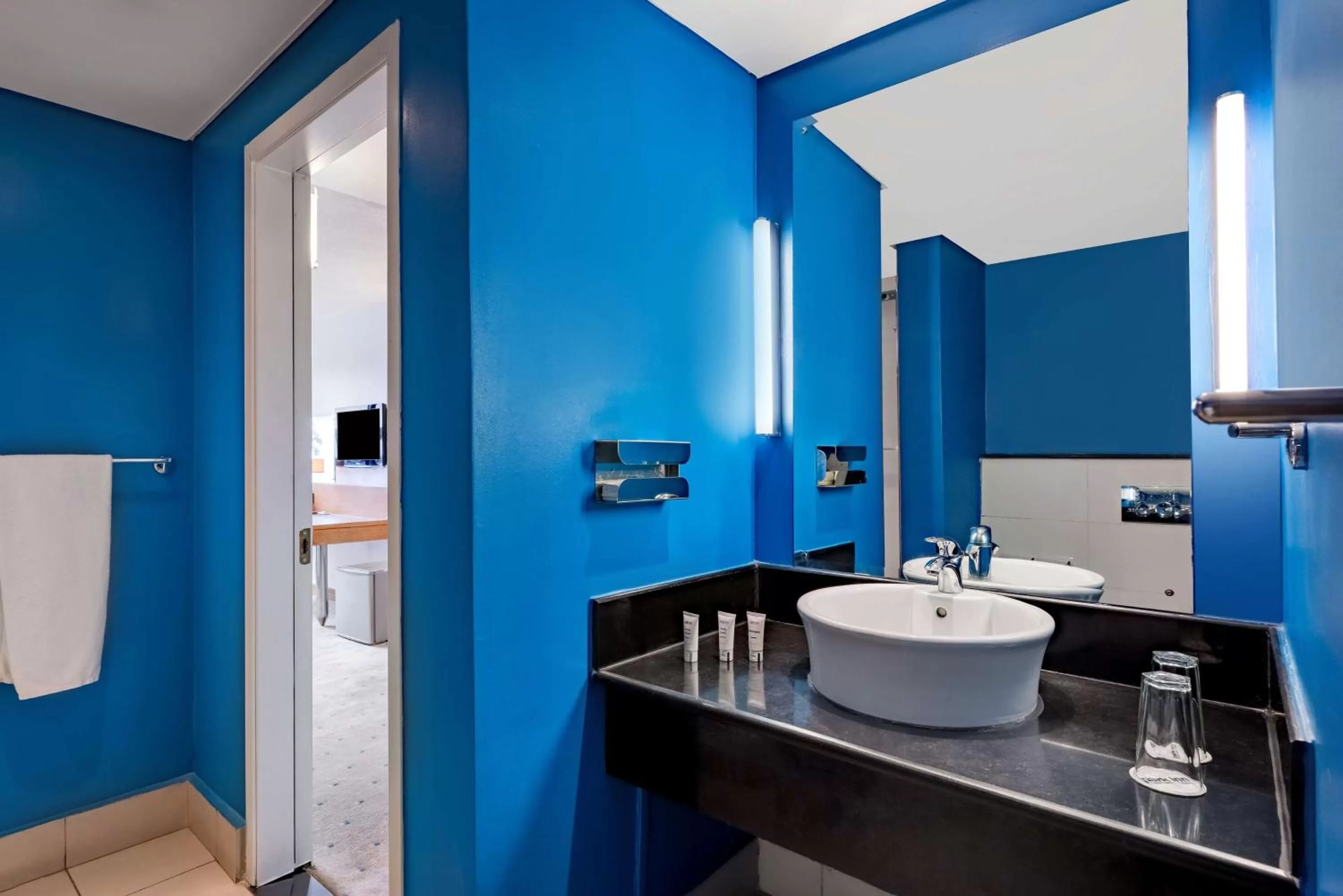 Bathroom in Park Inn by Radisson Abeokuta