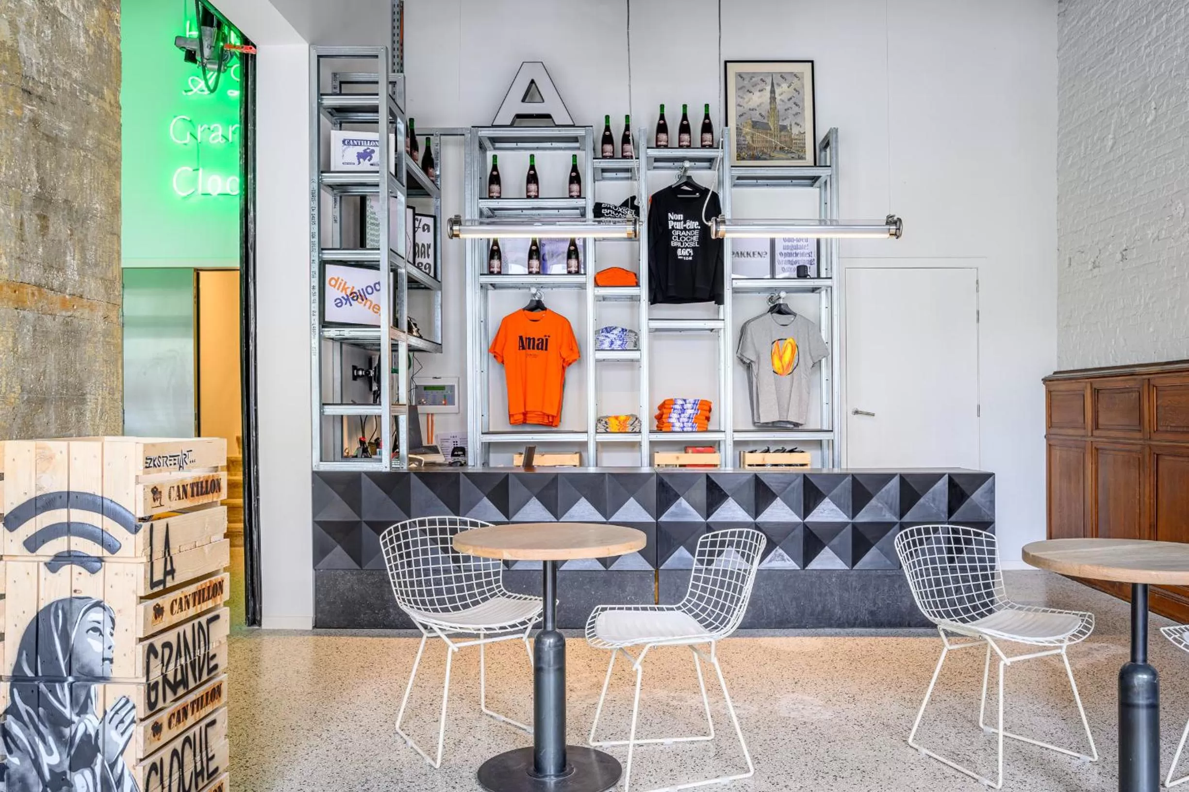 Lobby or reception in Hotel La Grande Cloche