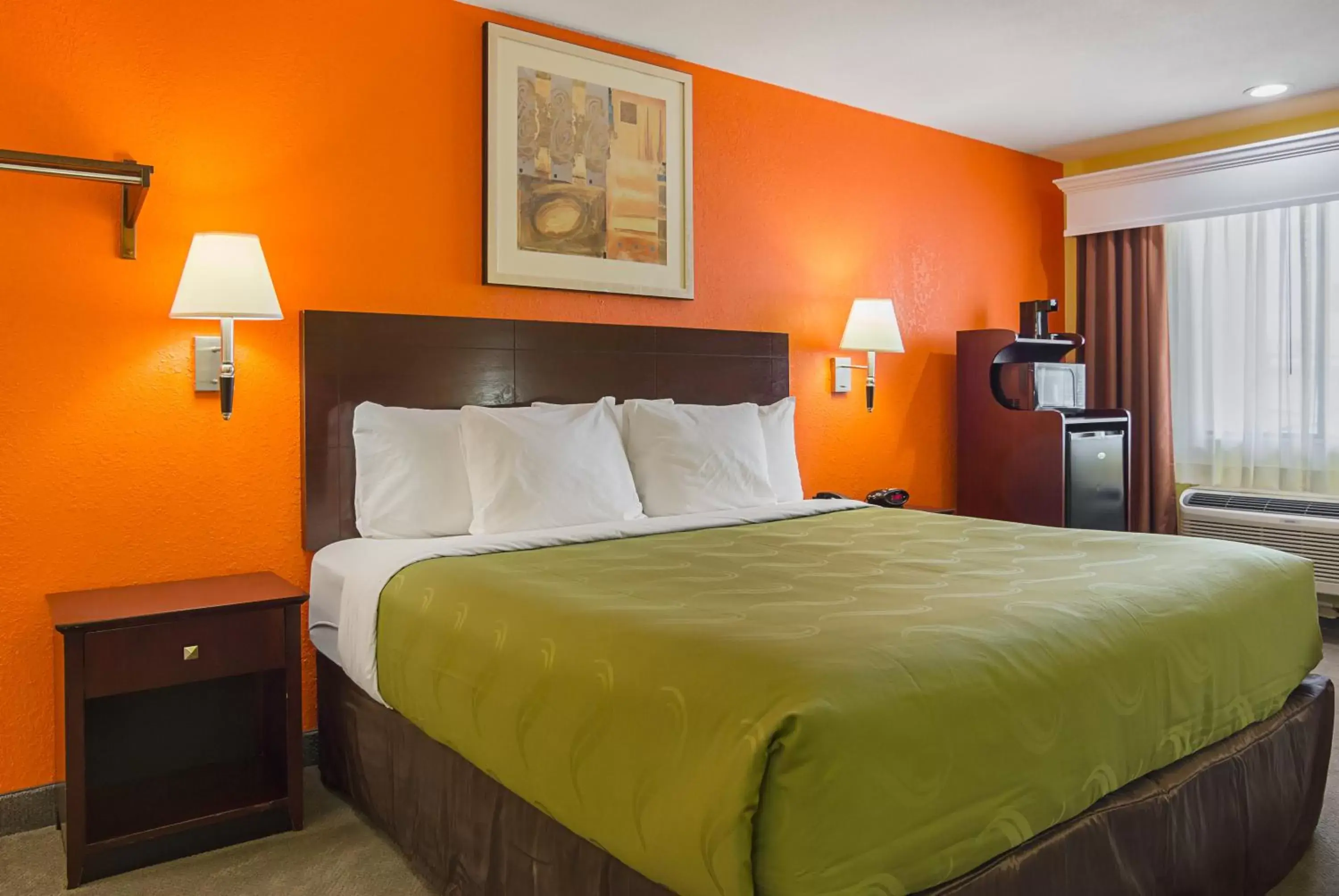 Bedroom, Bed in Quality Inn Carthage Bedroom, Bed in Quality Inn Carthage