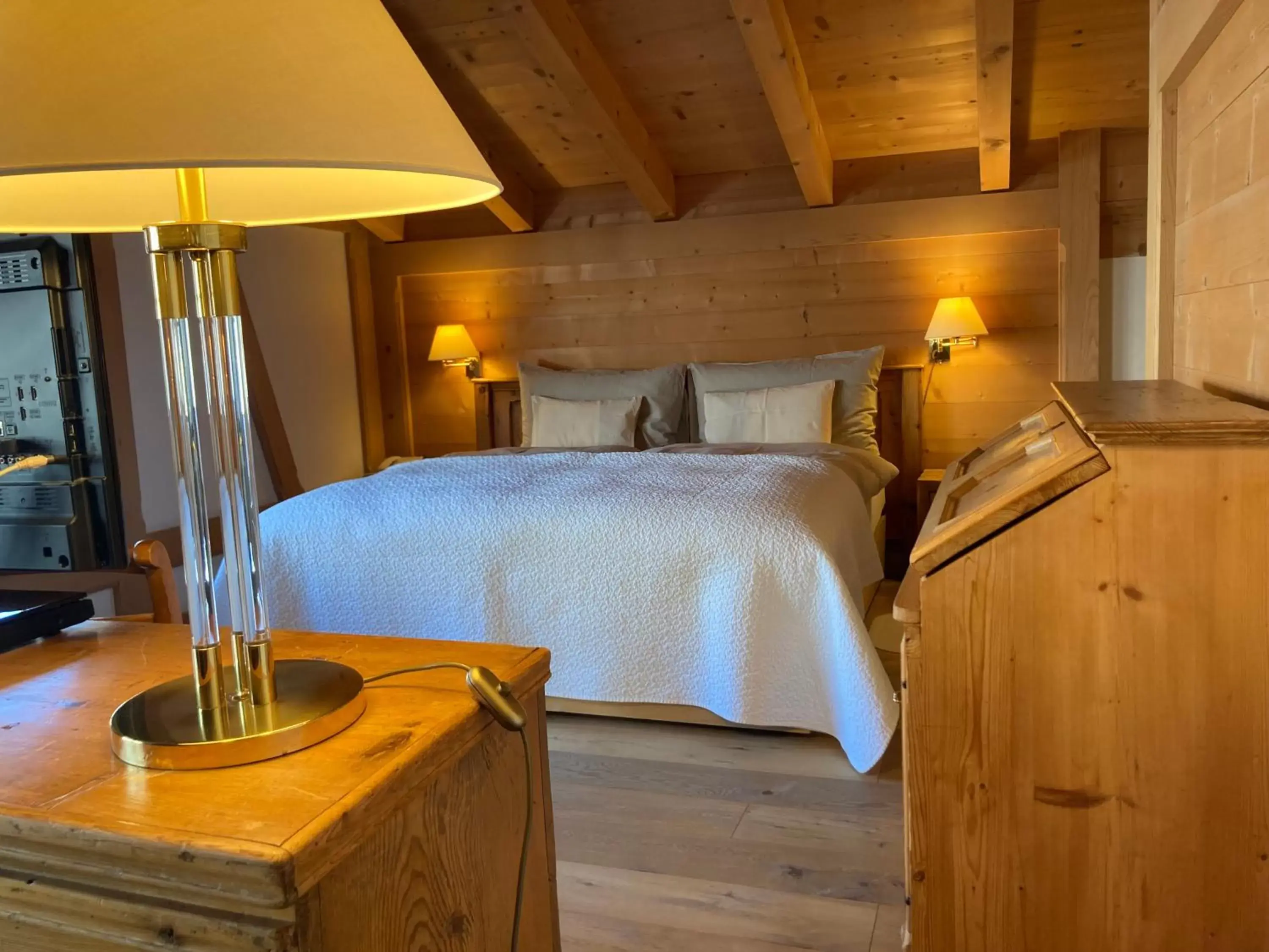 Bed in Hotel Alpenrose mit Gourmet-Restaurant Azalée