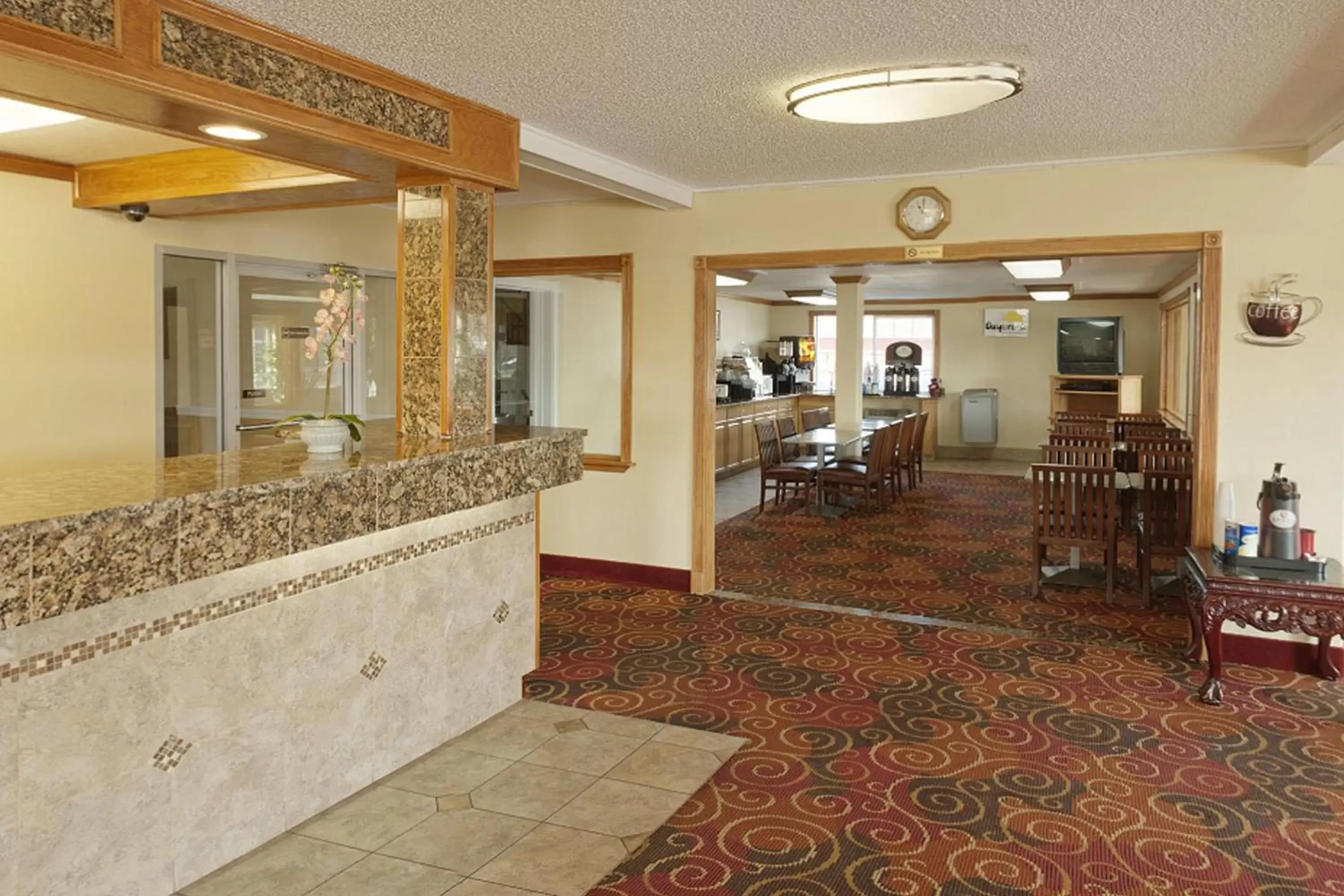 Lobby or reception in Days Inn by Wyndham Yakima Lobby or reception in Days Inn by Wyndham Yakima