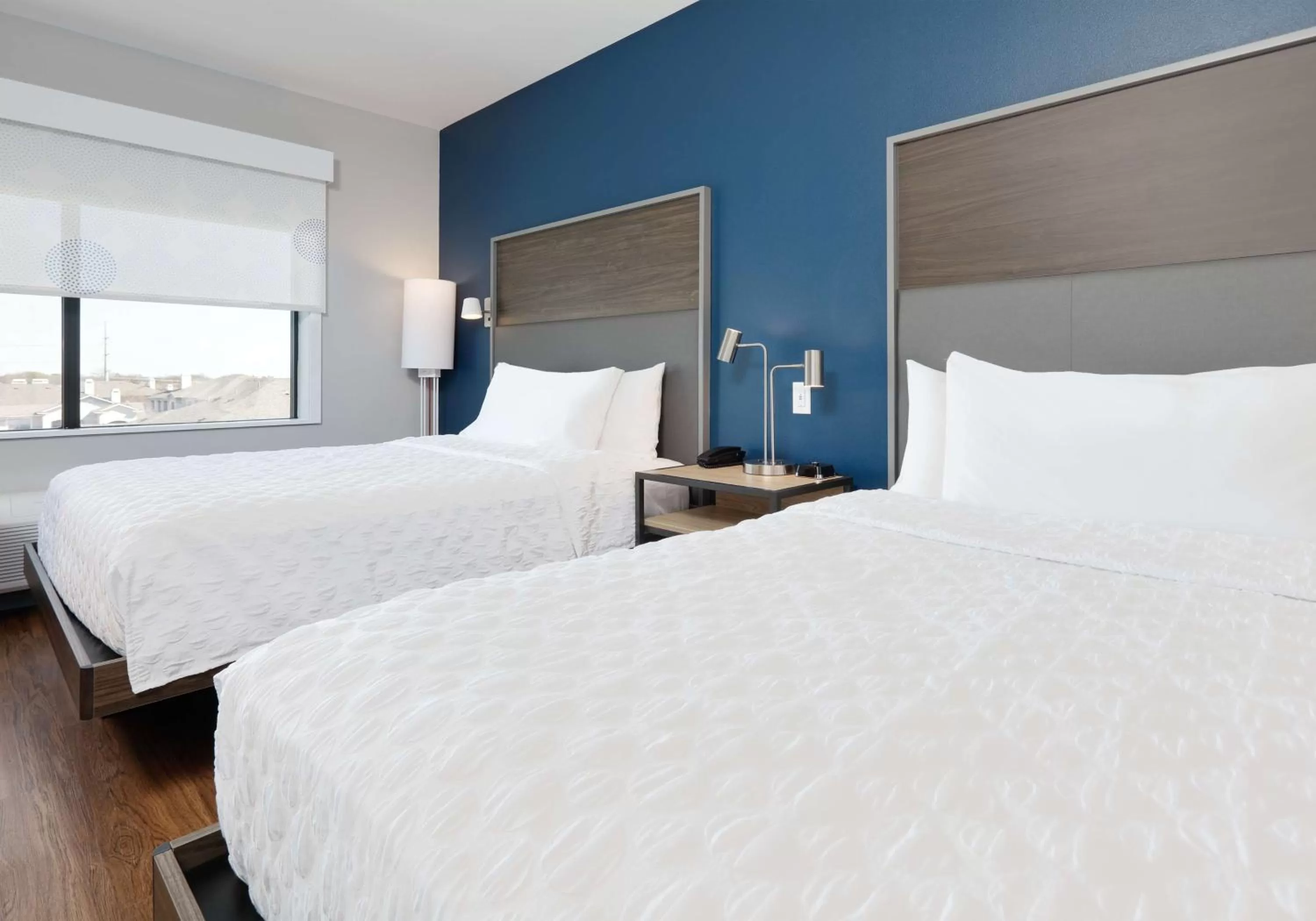 Bed in Tru By Hilton Euless Dfw West, Tx