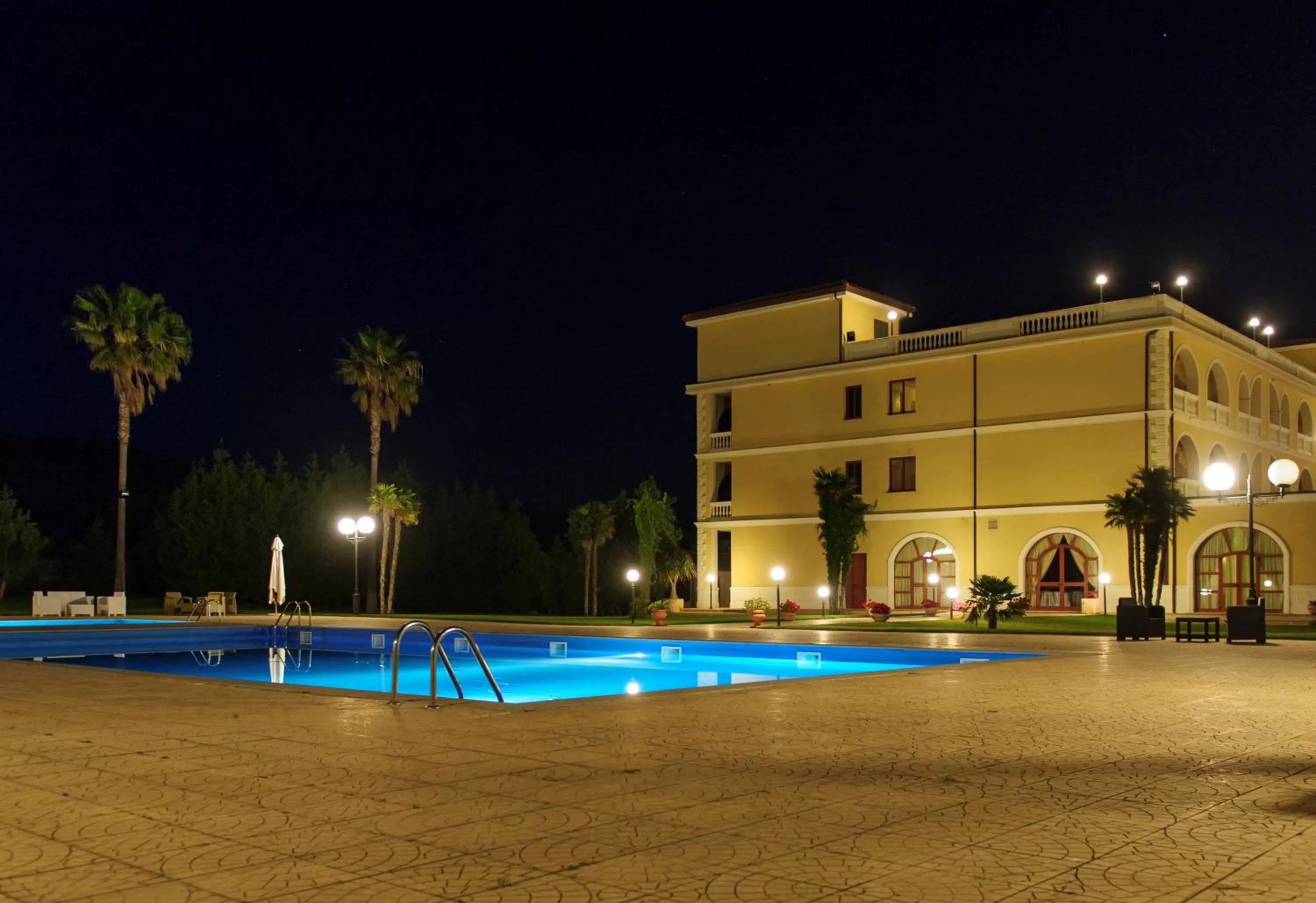 Property building in Parco dei Principi Hotel - Wedding & Events