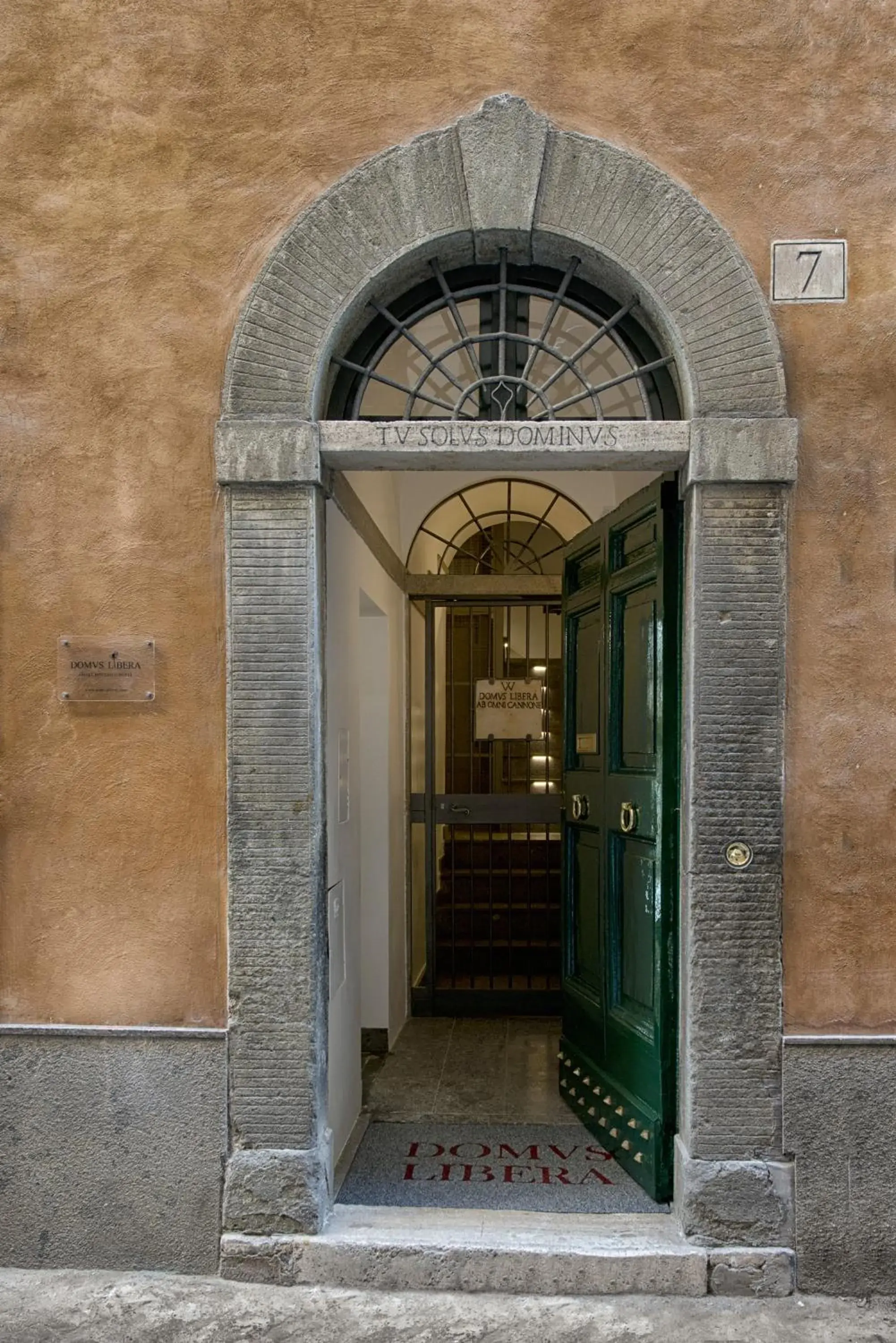 Facade/Entrance in Domus Libera Guest House