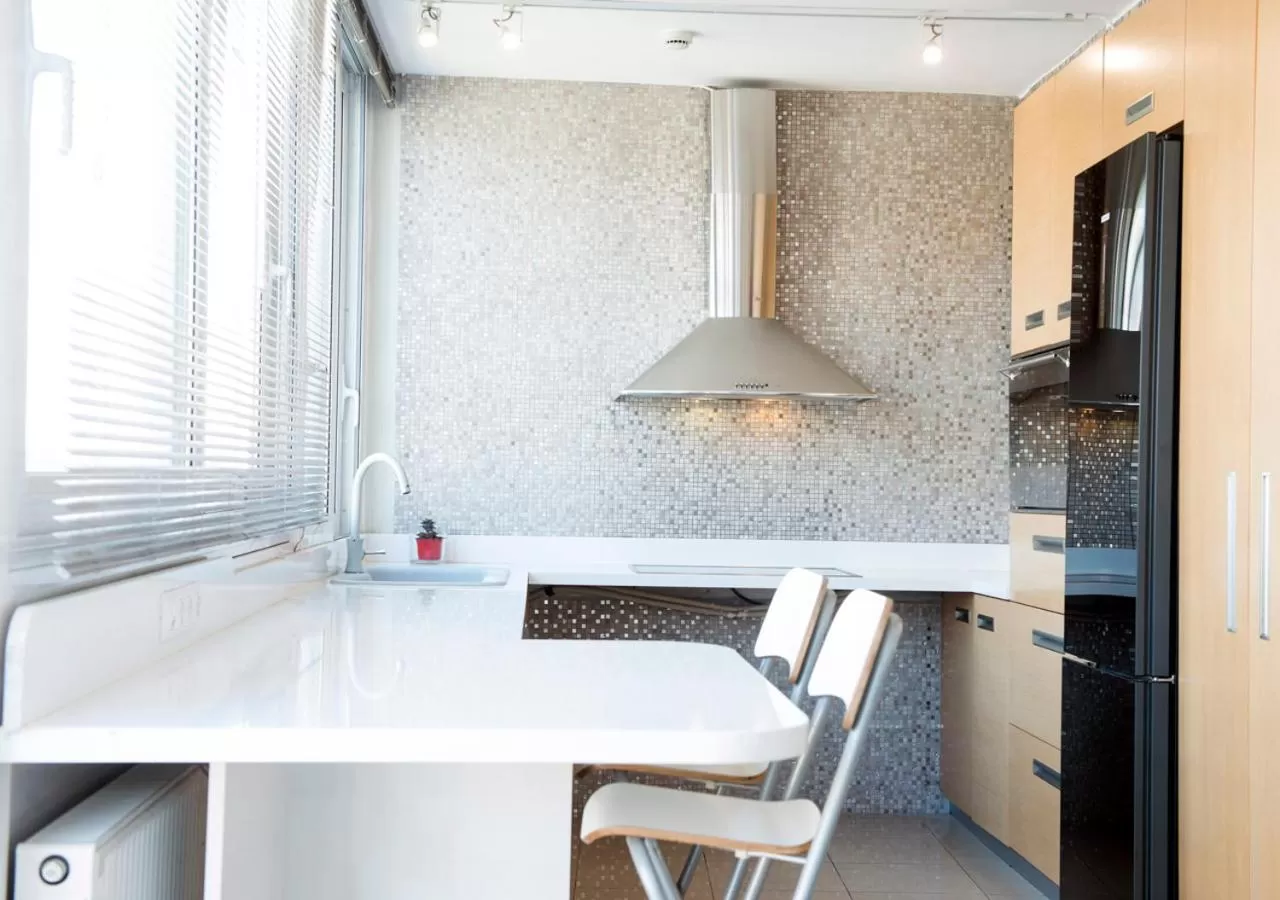 Kitchen or kitchenette in Athens Studios